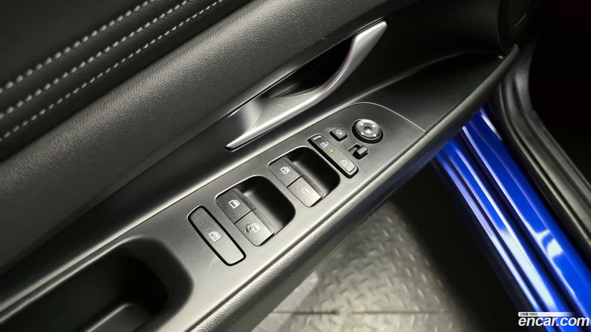 AVANTE Hyundai 2023.3-OPTION-017