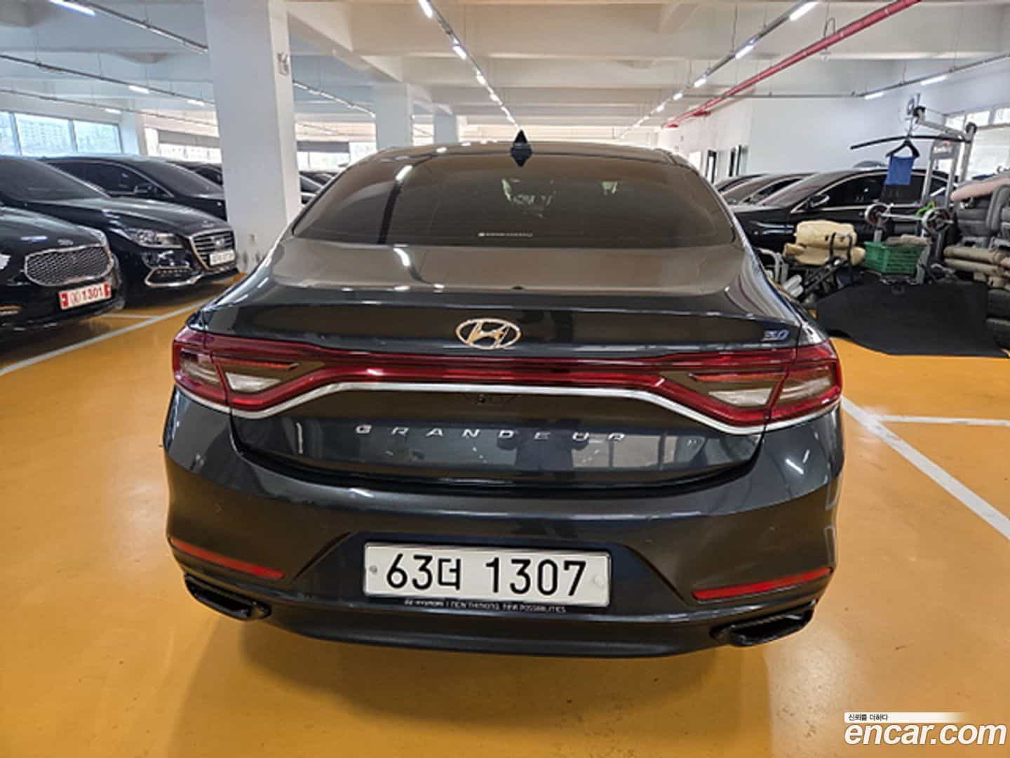 Grandeur Hyundai 2016.11-OUTER-004