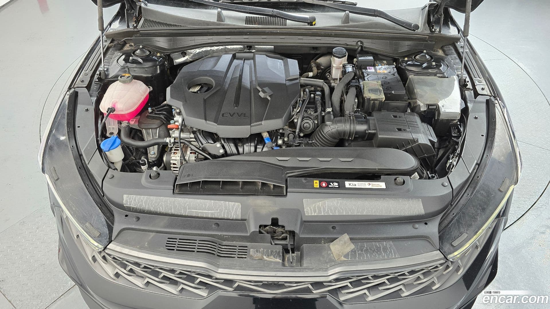 Main__Slider__Photo:K5 Kia 2023.4-5