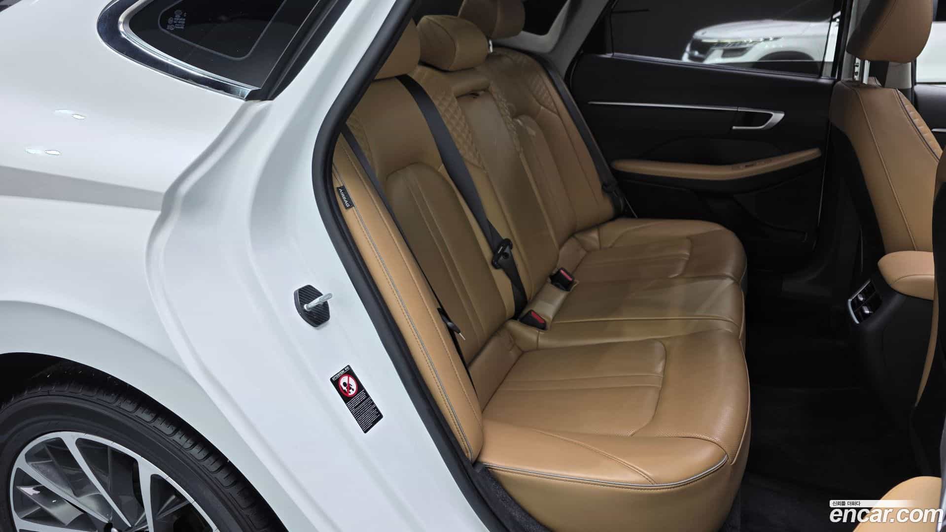 Sonata Hyundai 2019.4-OPTION-015