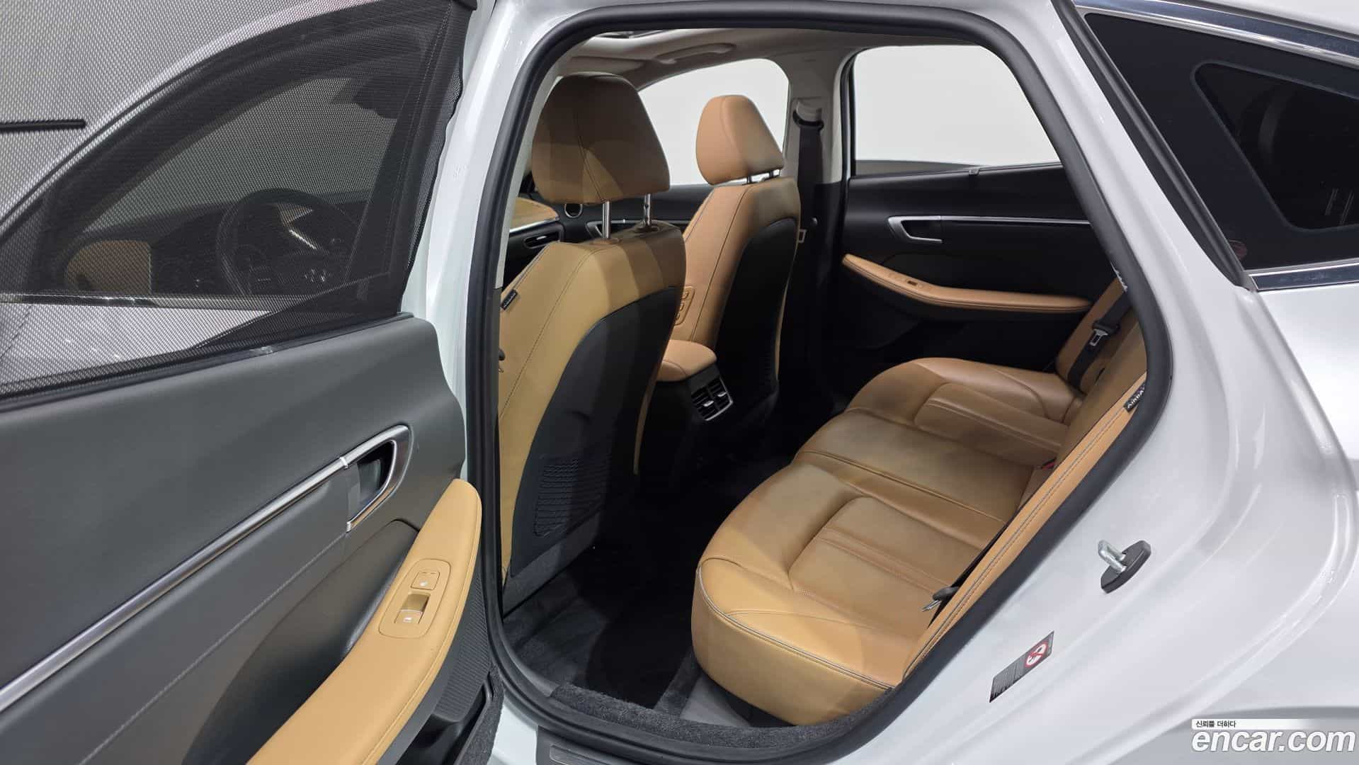 Sonata Hyundai 2019.4-OPTION-016