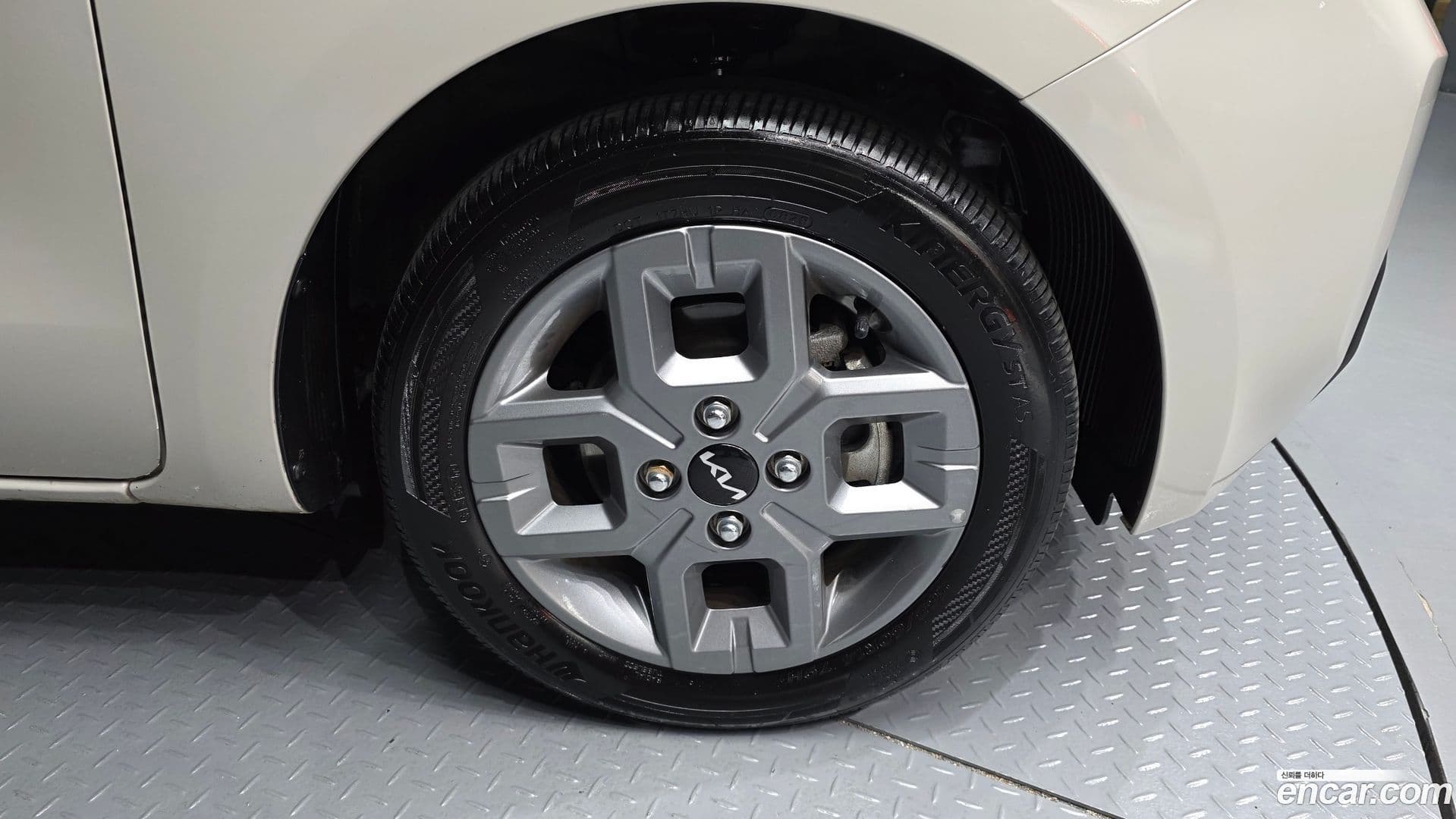 Main__Slider__Photo:RAY Kia 2023.2-4