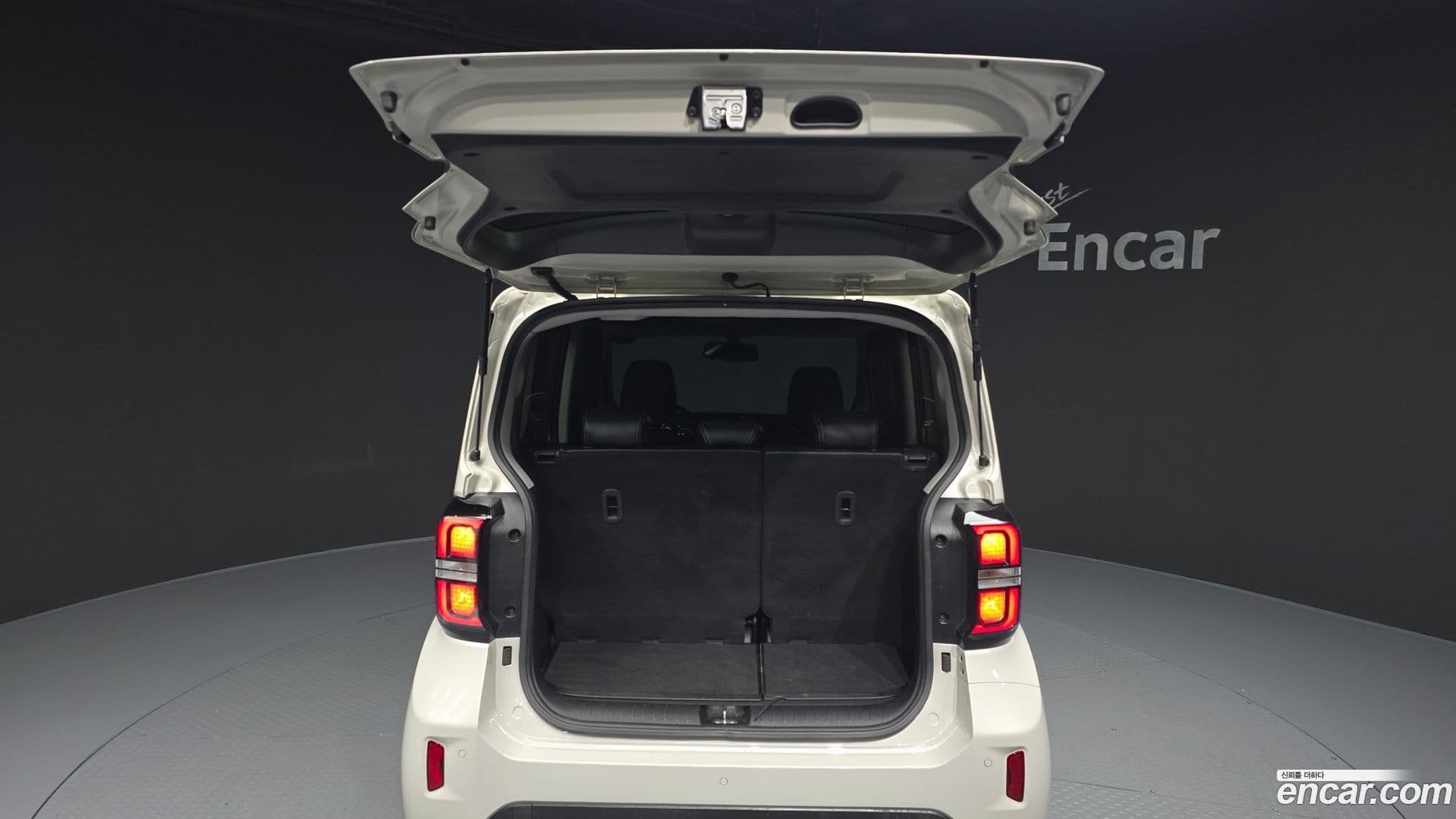 Main__Slider__Photo:RAY Kia 2023.2-19
