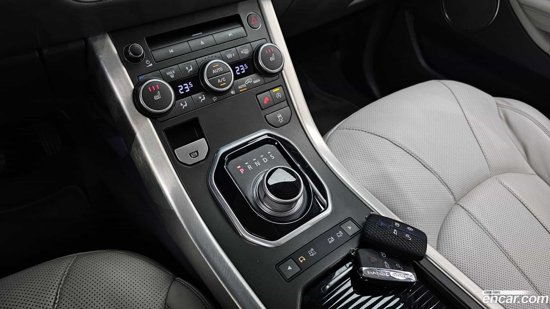 Range Rover Evoque Land Rover 2016.10-INNER-009