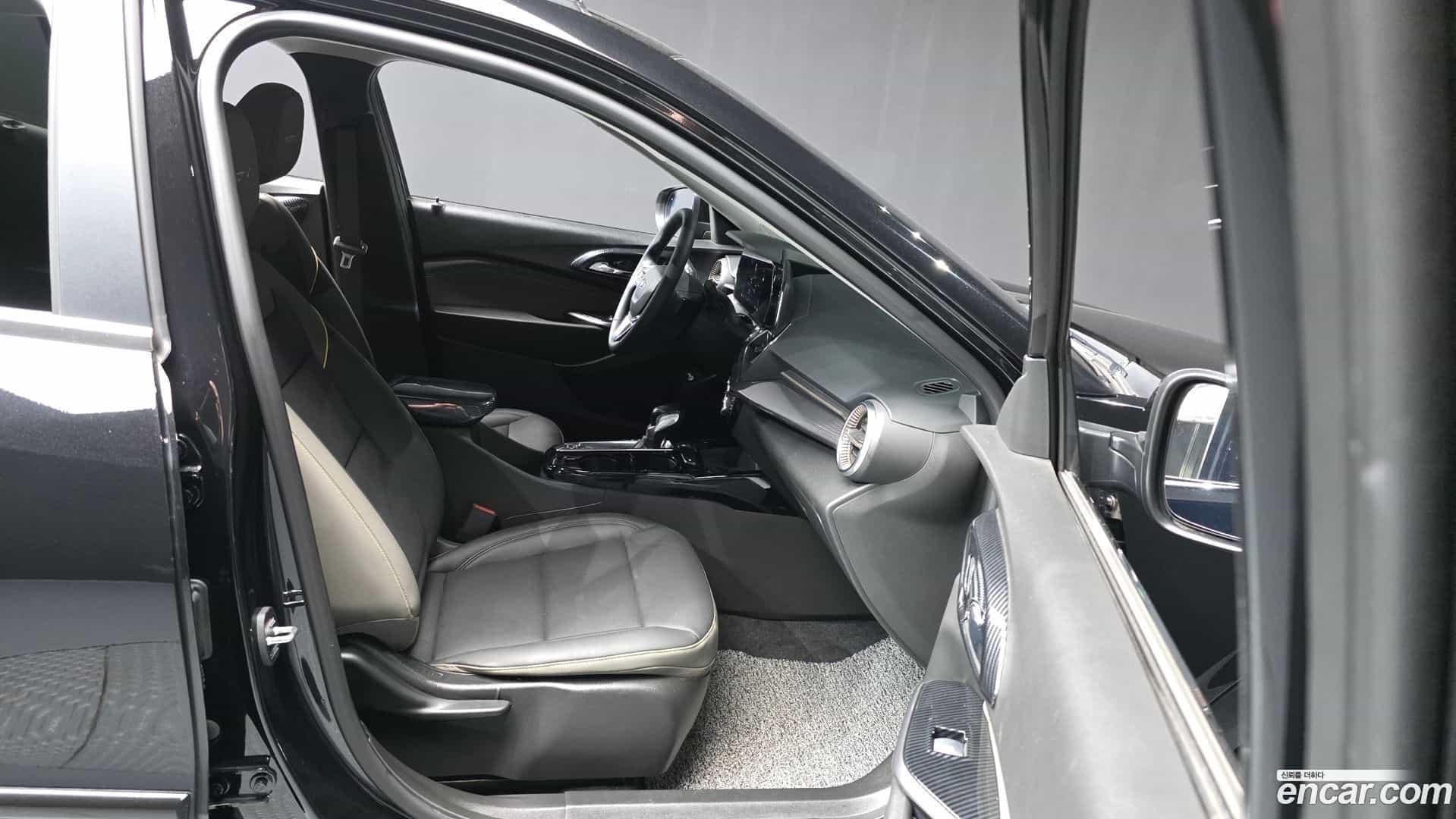 Trax Chevrolet 2023.5-OPTION-015