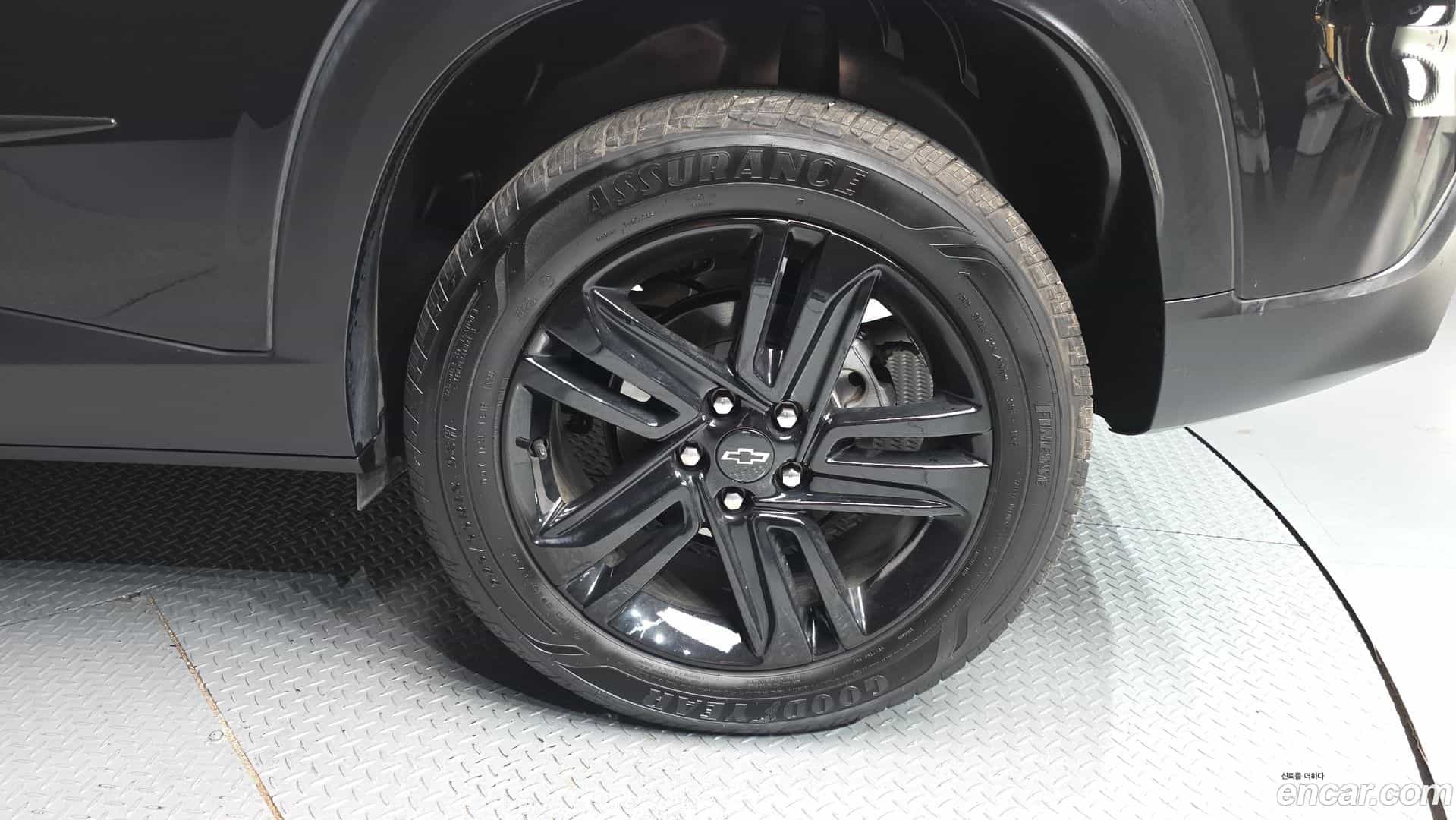 Trax Chevrolet 2023.5-OUTER-031