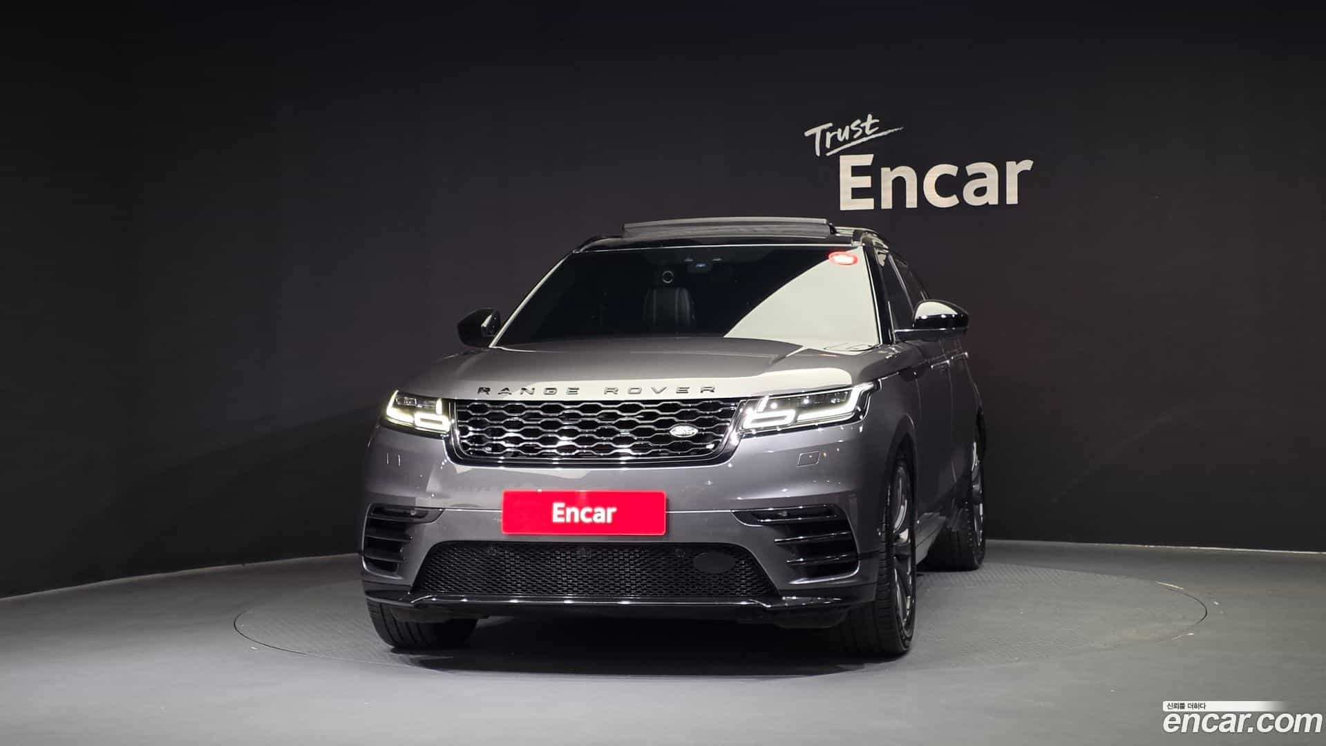 Range Rover Velar Land Rover 2019.11-OUTER-003
