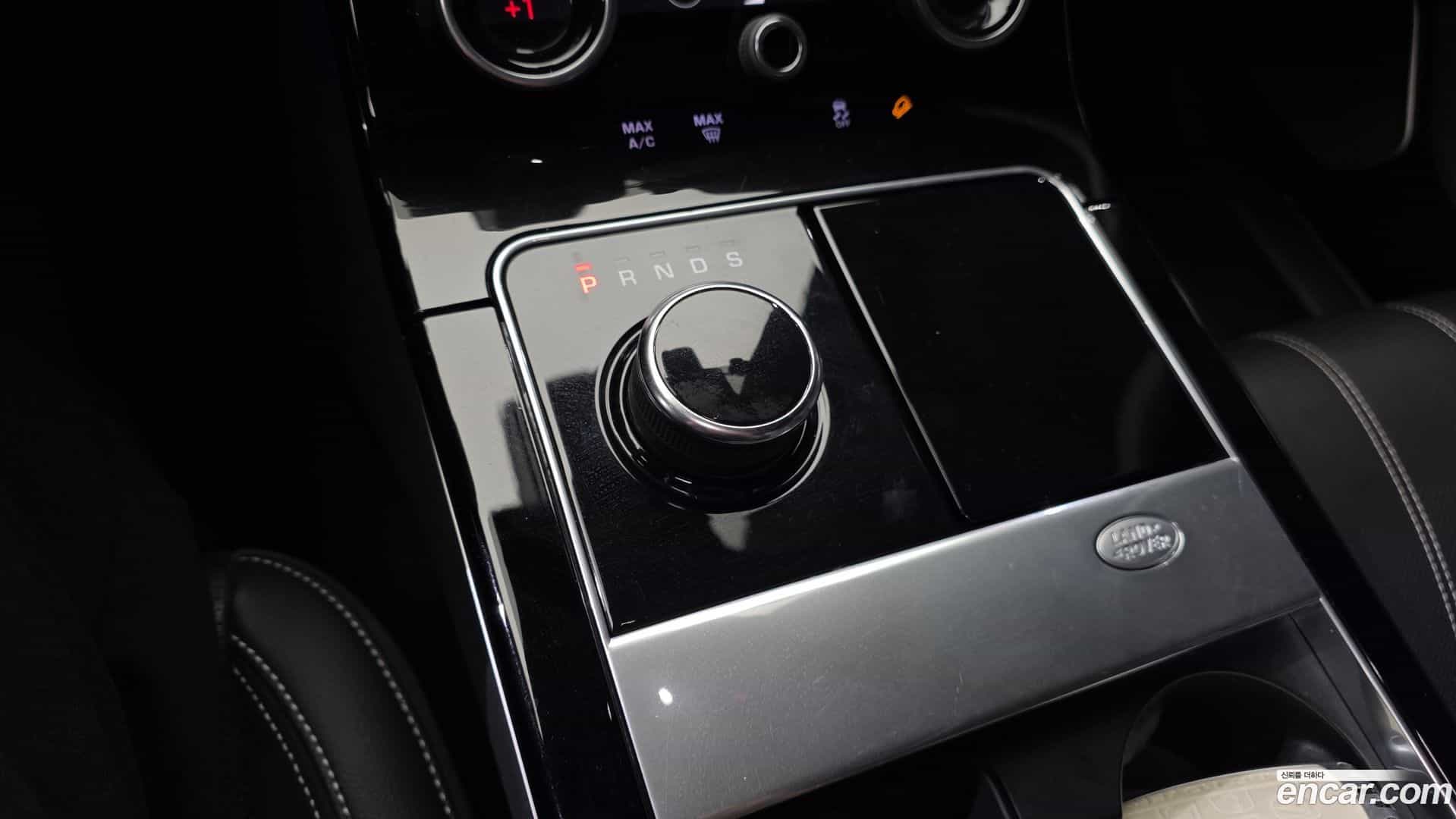 Range Rover Velar Land Rover 2019.11-INNER-009