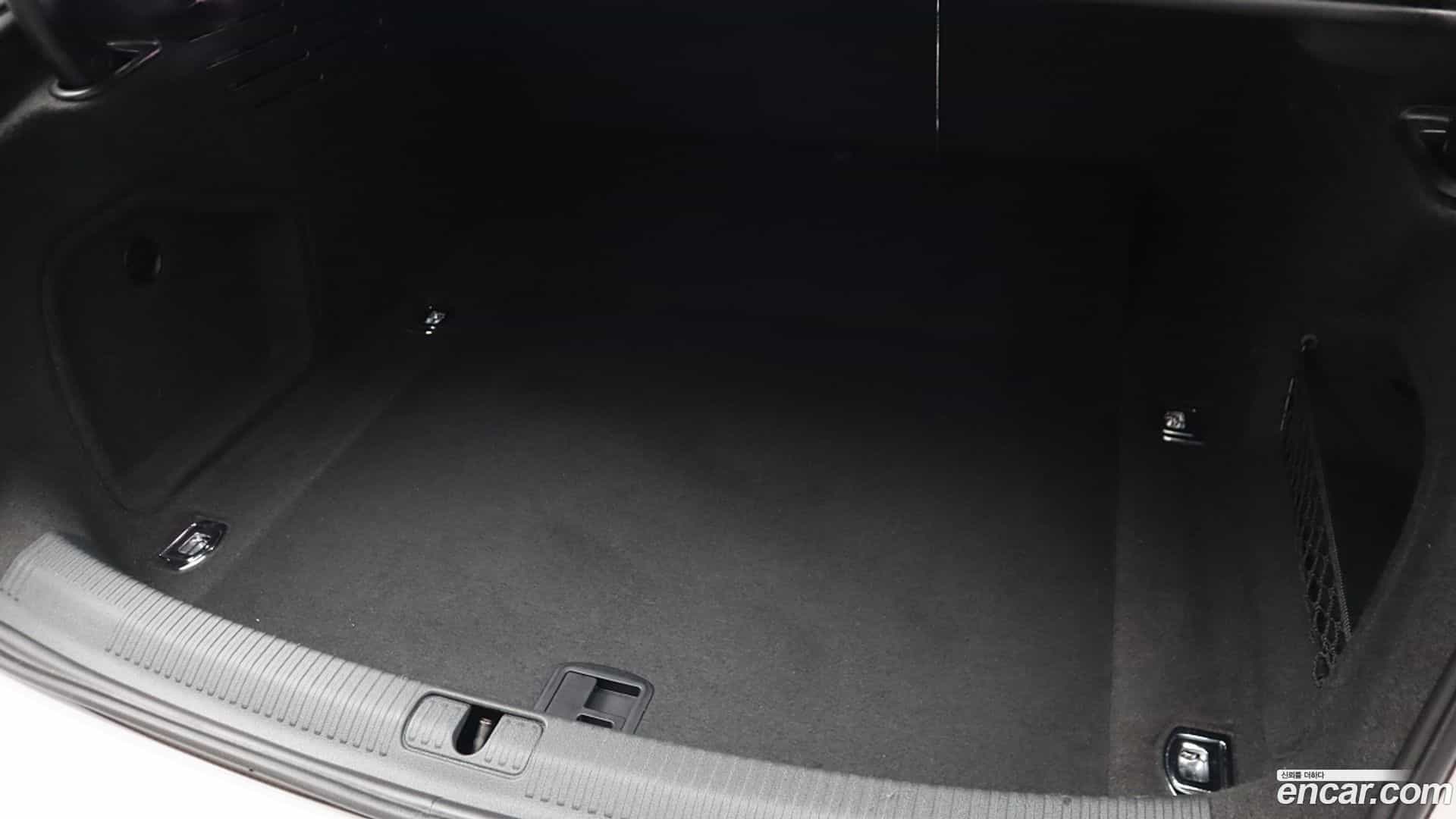 A4 Audi 2018.9-OUTER-005