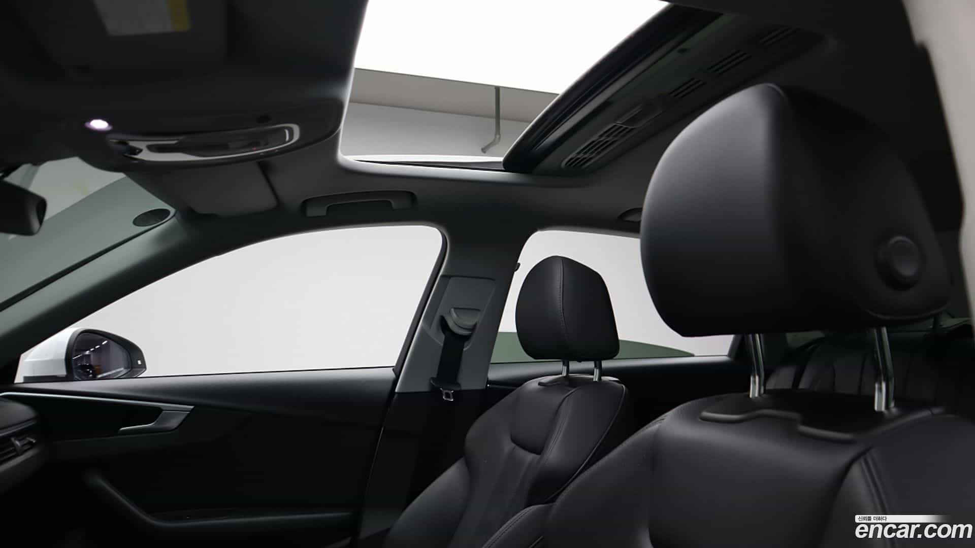A4 Audi 2018.9-OPTION-022