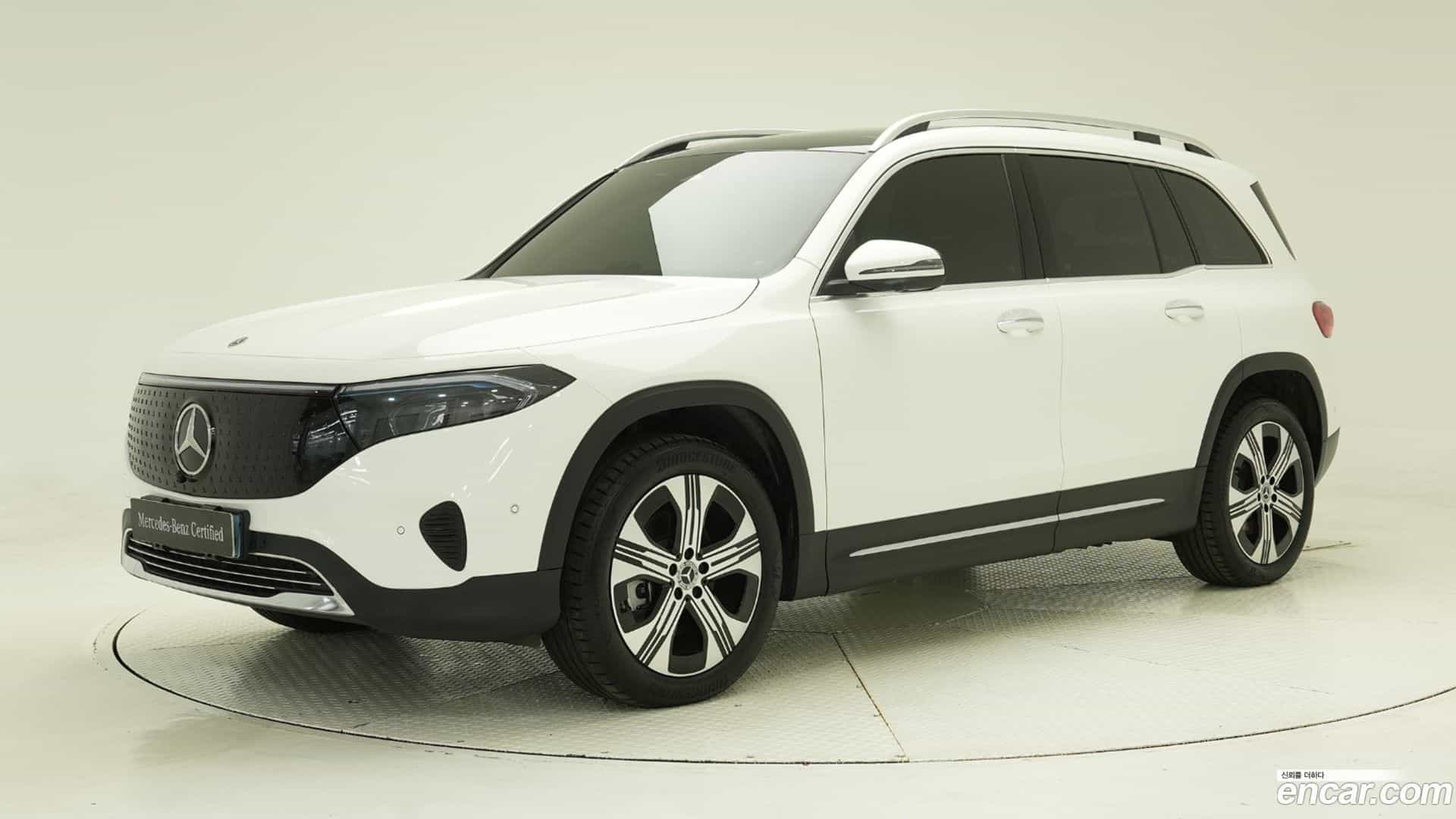EQB Mercedes-Benz 2024.7-OUTER-001
