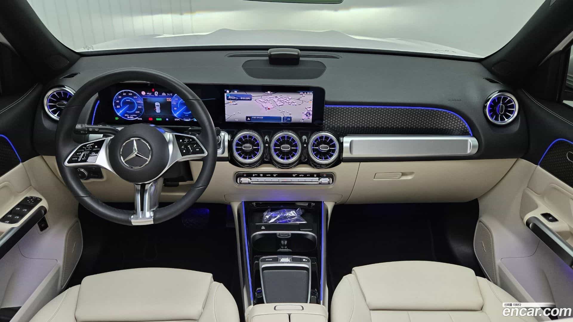 EQB Mercedes-Benz 2024.7-INNER-007