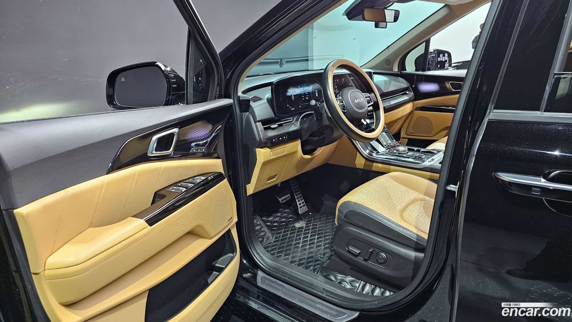 Canival Kia 2023.1-INNER-010