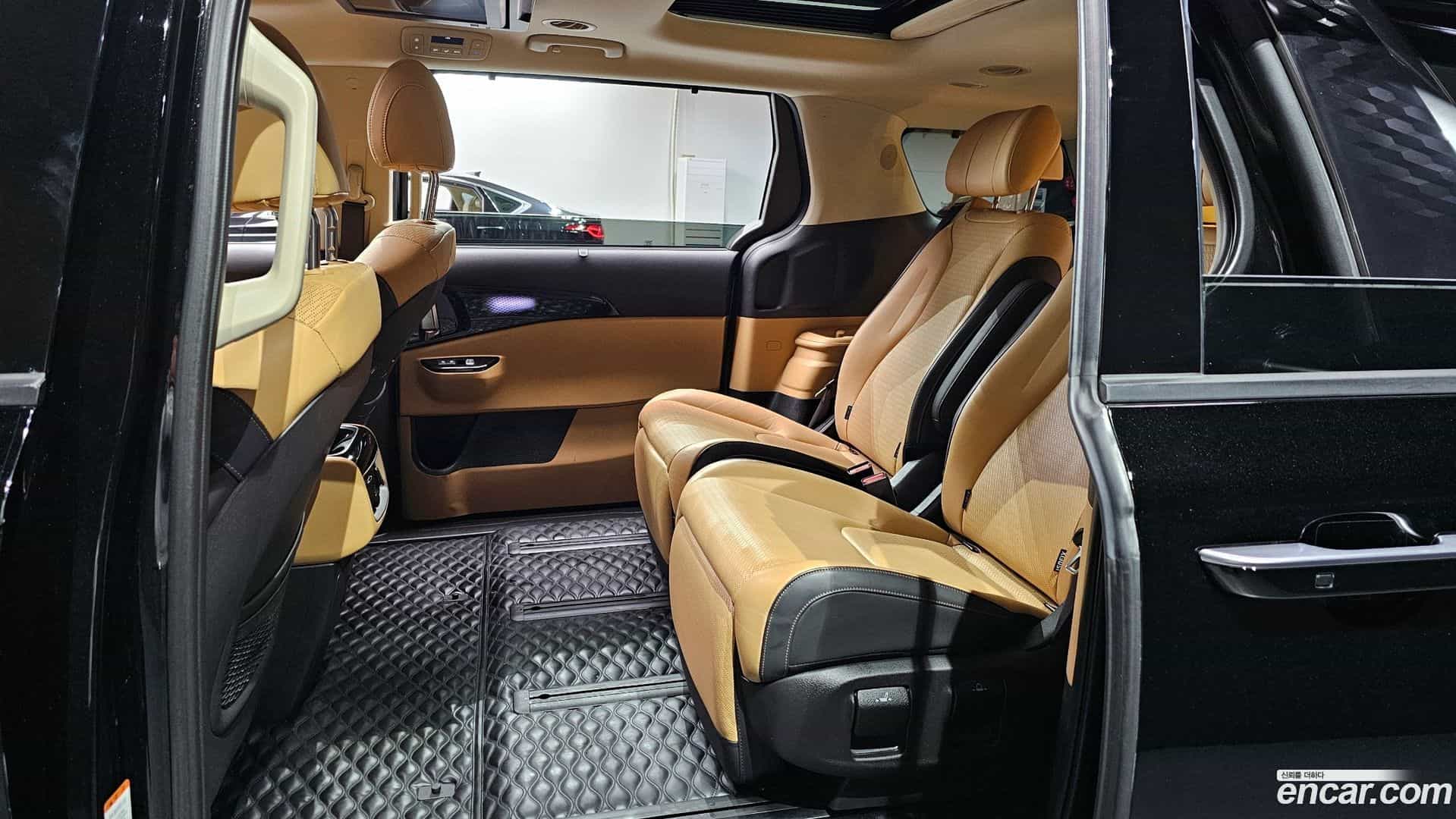 Canival Kia 2023.1-OPTION-015