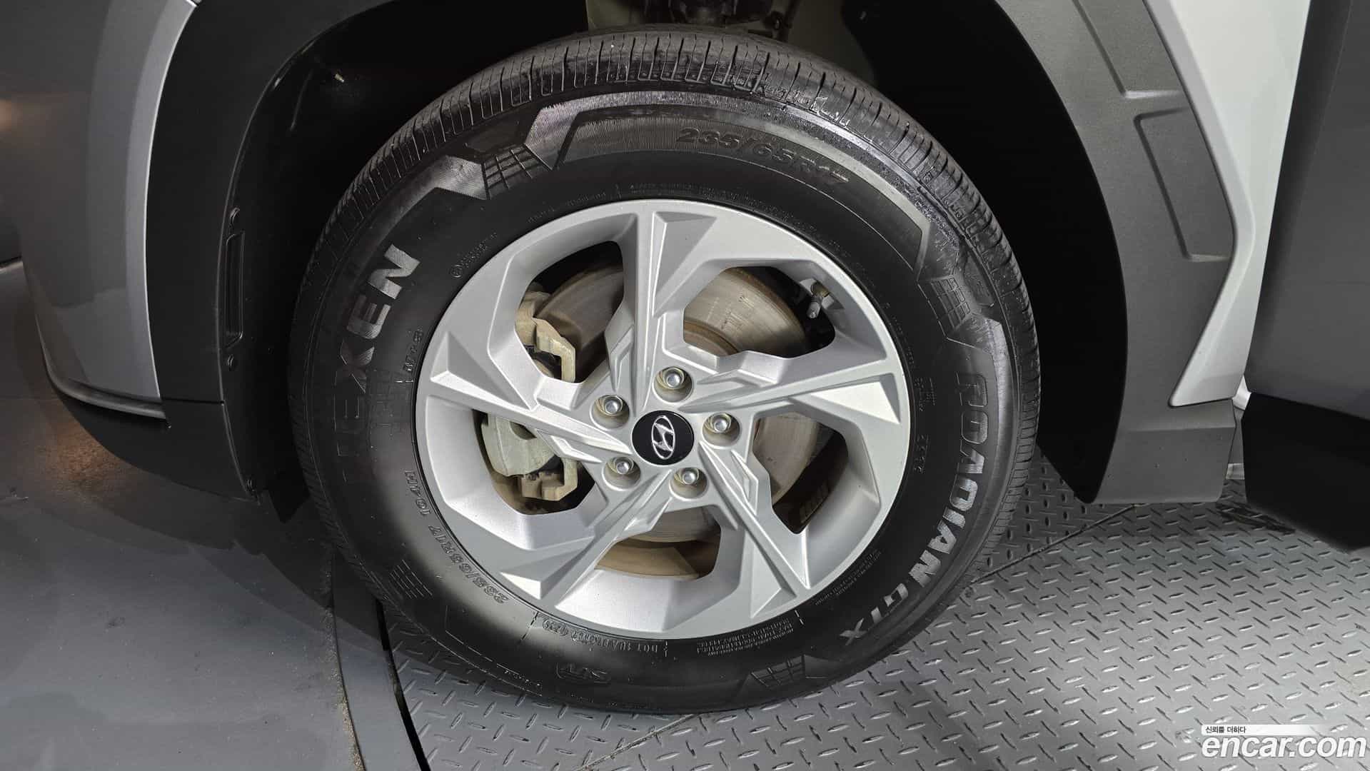 Tucson Hyundai 2022.1-OUTER-005