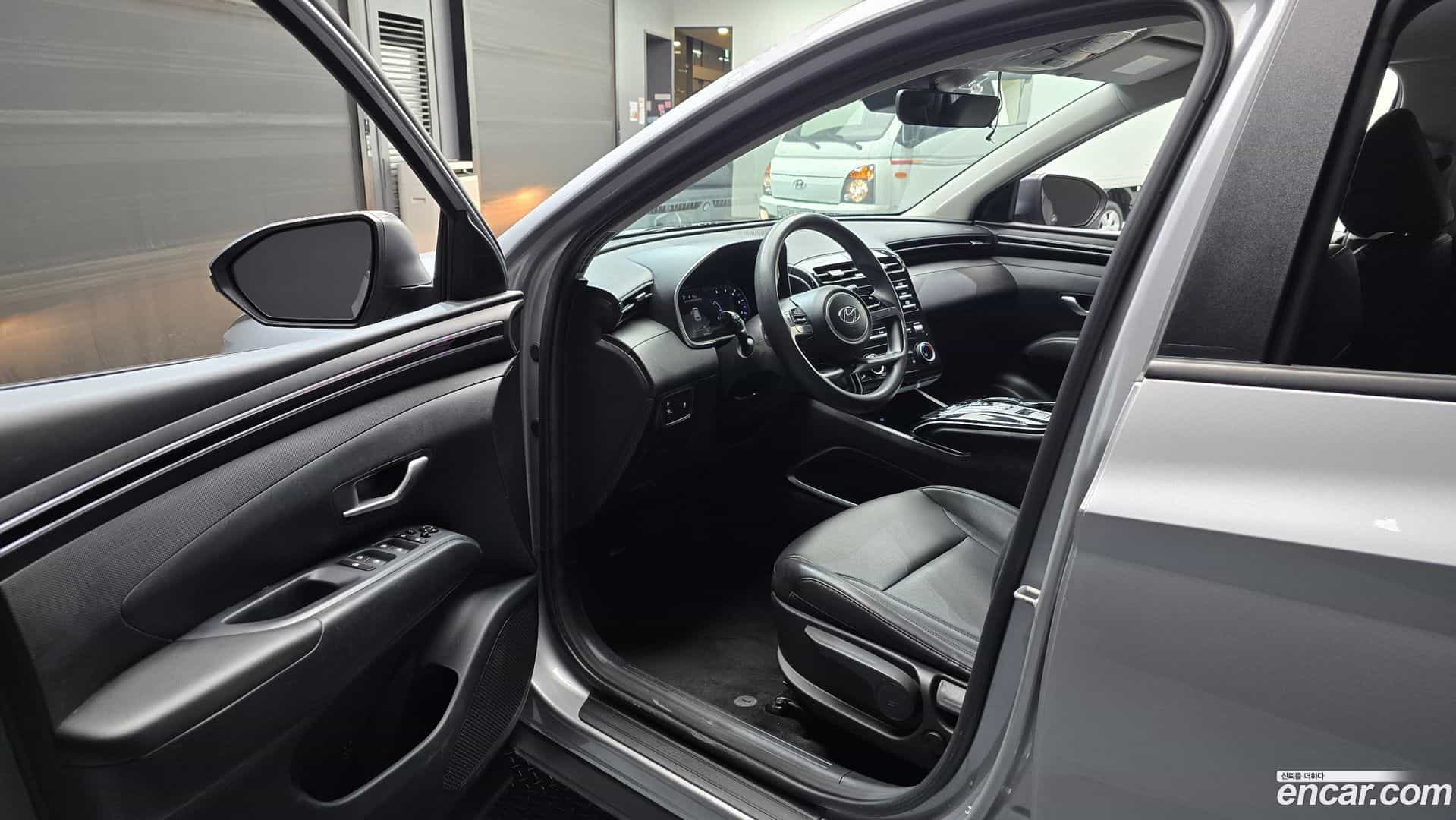 Tucson Hyundai 2022.1-INNER-010