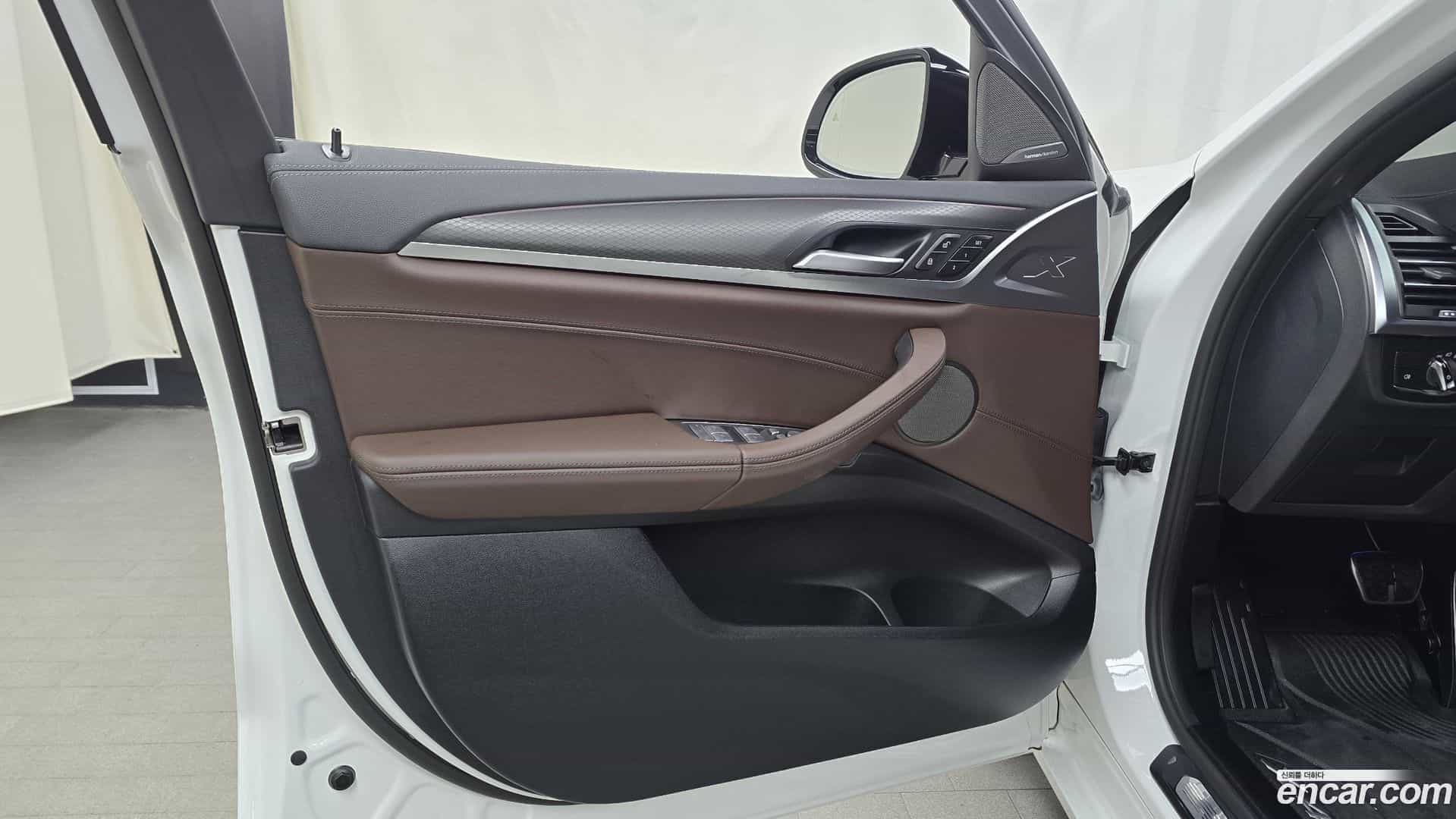 X4 BMW 2025.5-INNER-034