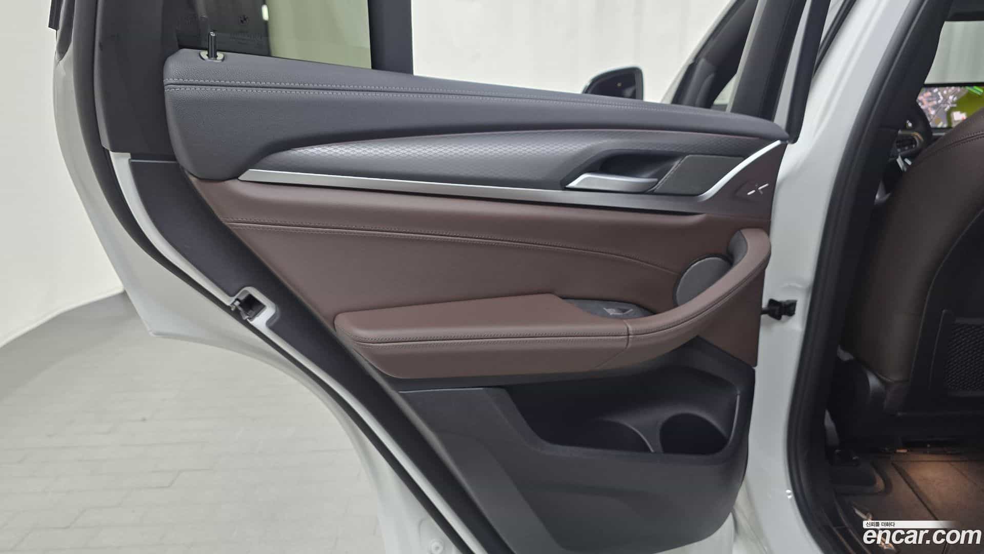 X4 BMW 2025.5-INNER-035