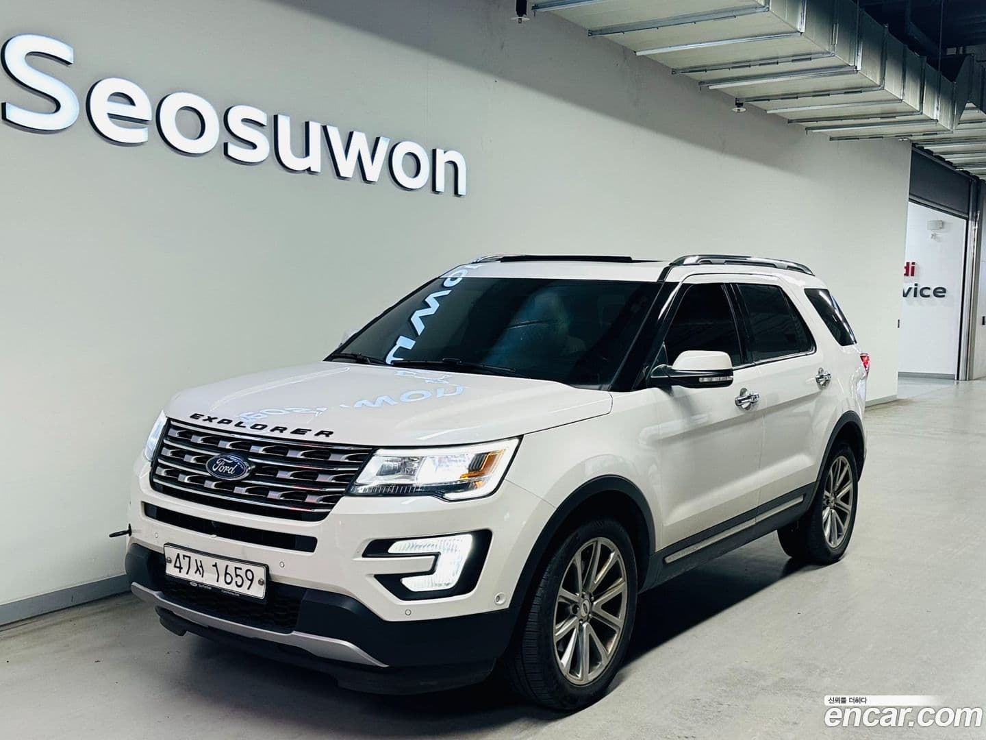 Main__Slider__Photo:Explorer Ford 2017.7-0