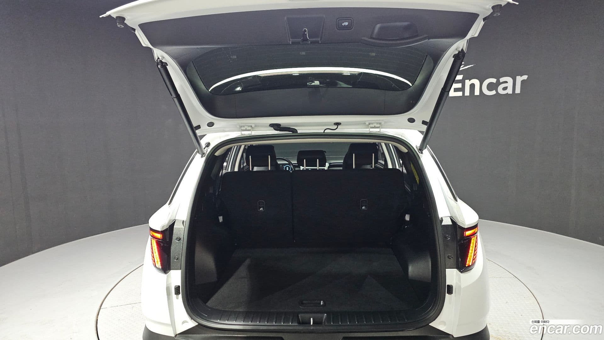 Main__Slider__Photo:Tucson Hyundai 2023.11-19
