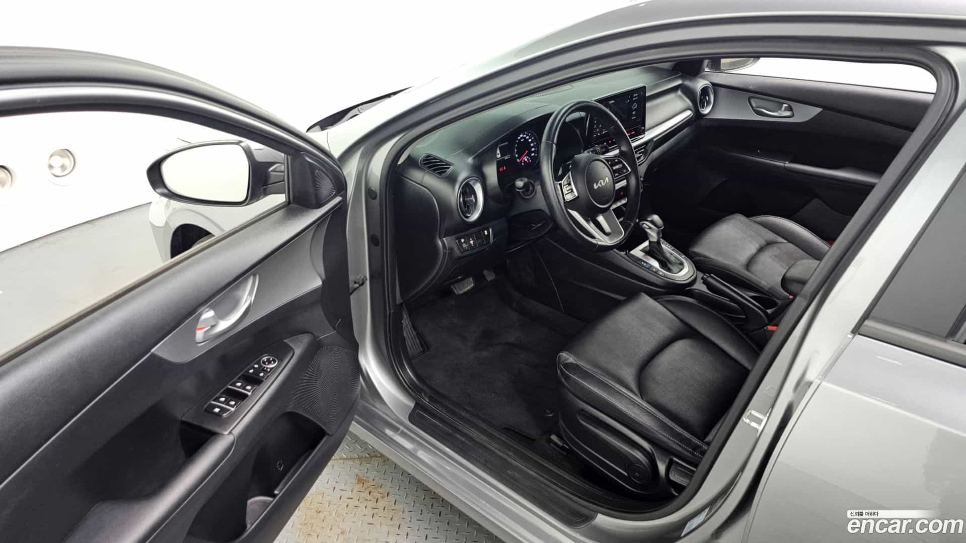 K3 Kia 2022.2-INNER-010