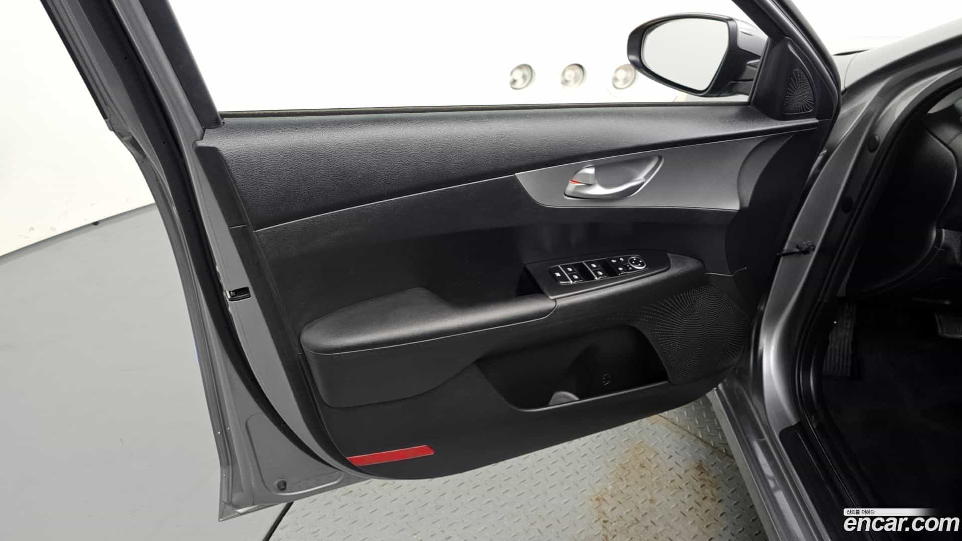 K3 Kia 2022.2-INNER-034