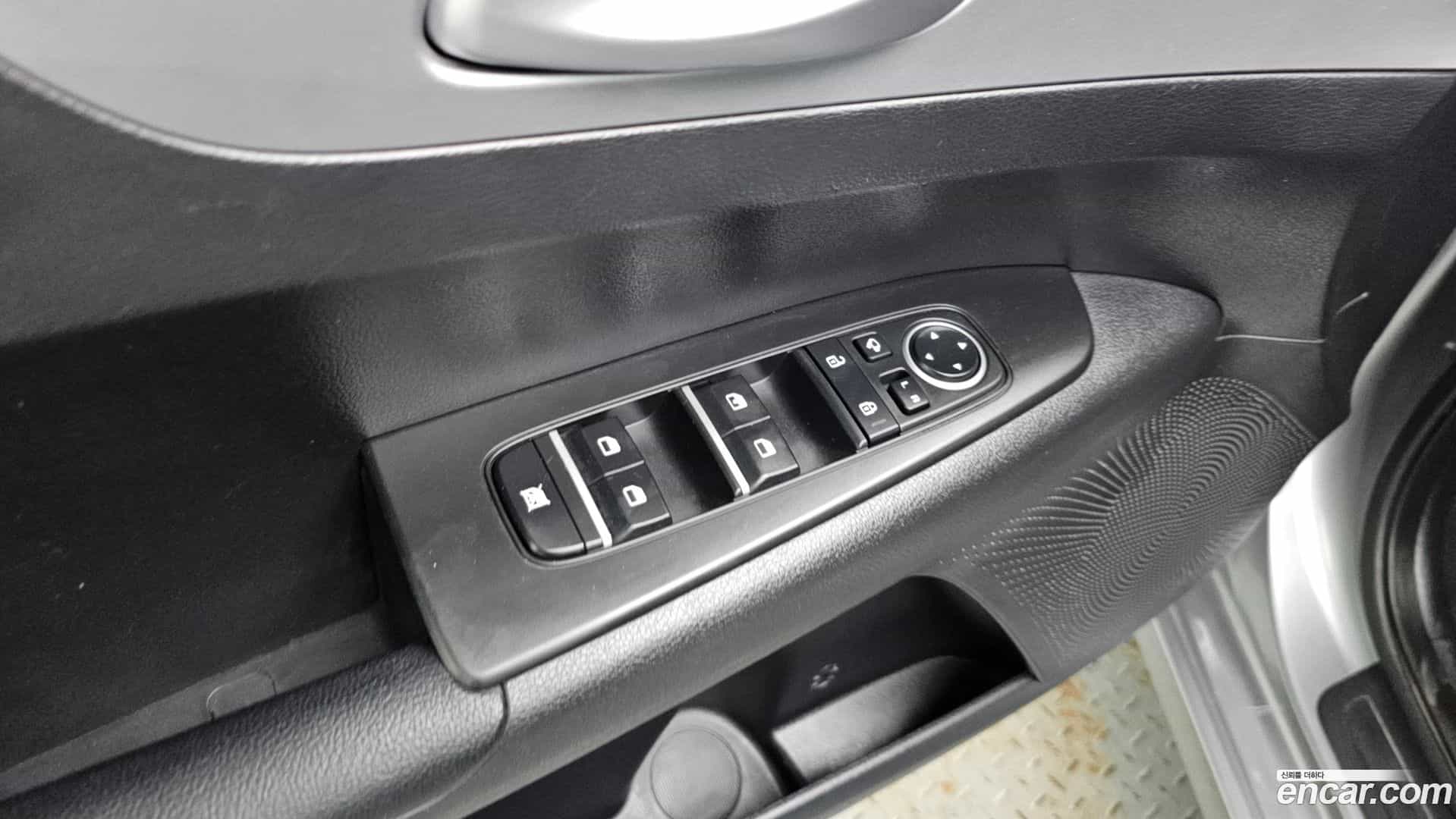 K3 Kia 2022.2-OPTION-040