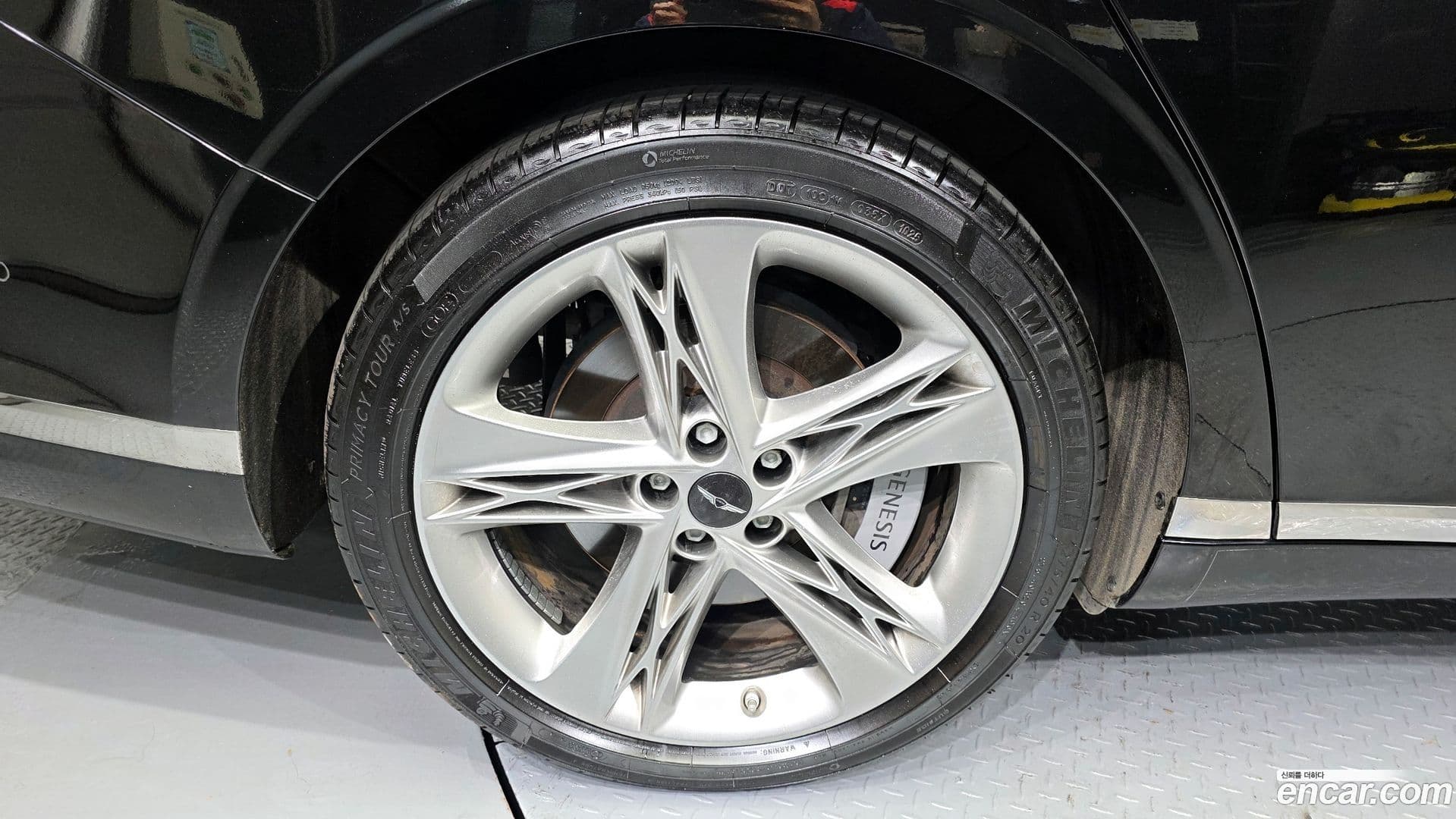 Main__Slider__Photo:G90 Genesis 2022.7-4