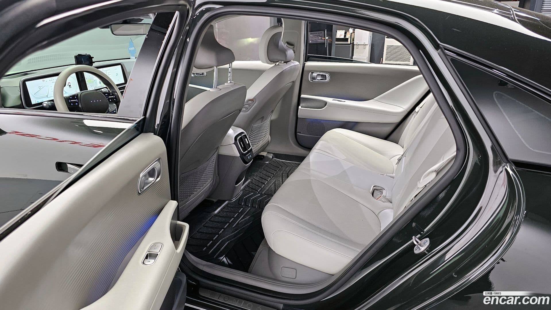 Main__Slider__Photo:Ioniq6 Hyundai 2023.1-25