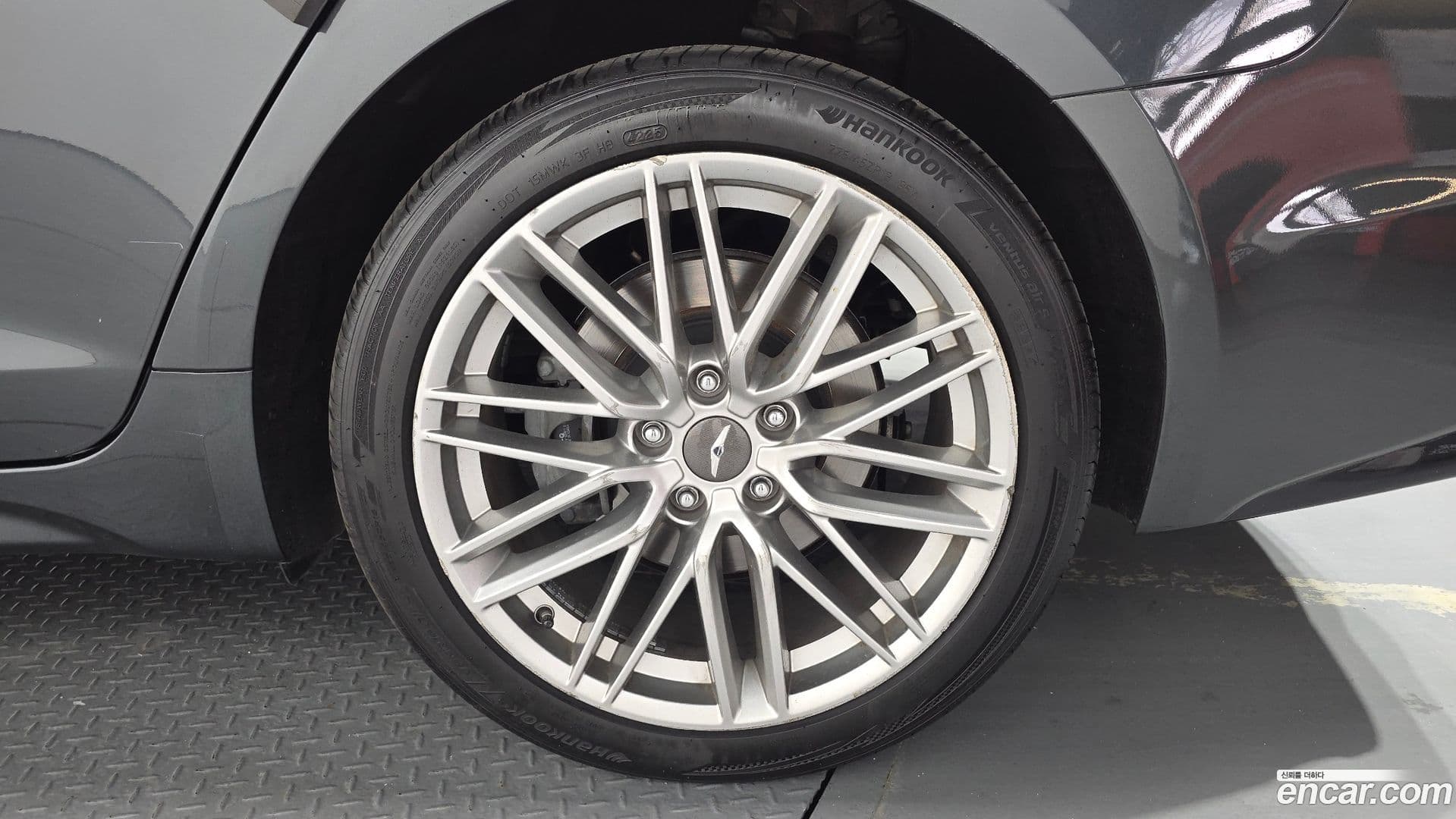 Main__Slider__Photo:G70 Genesis 2019.5-20