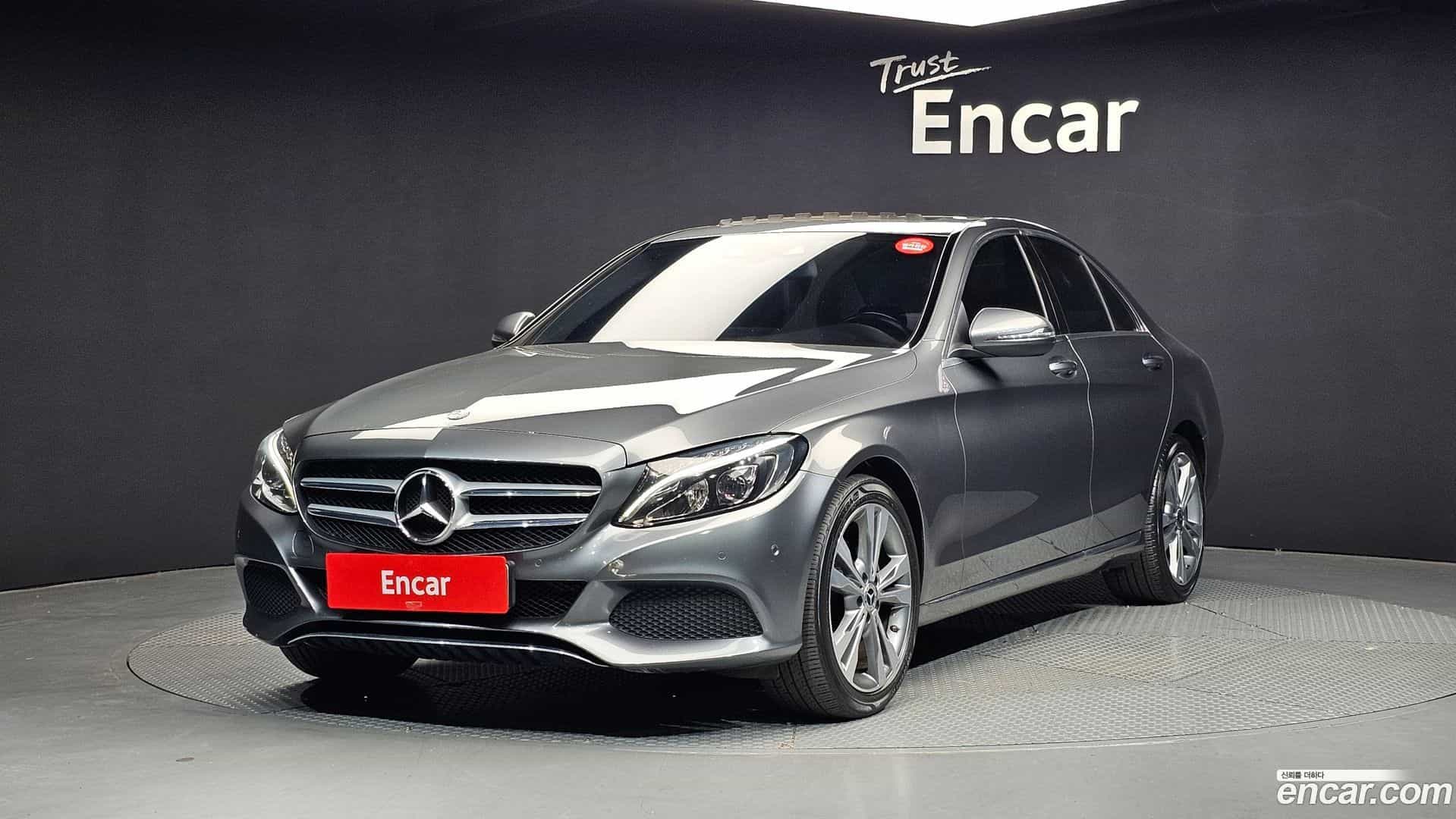 C-Class Mercedes-Benz 2017.11-OUTER-001