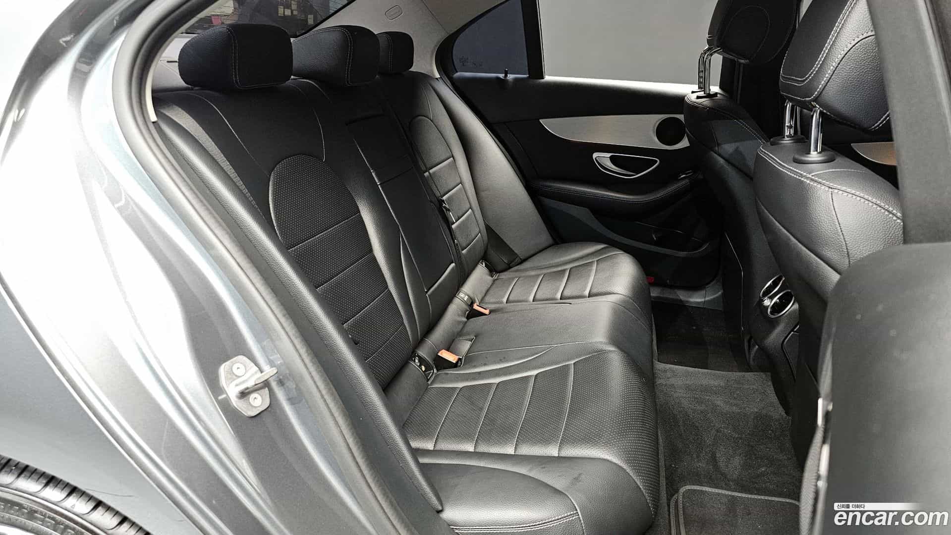 C-Class Mercedes-Benz 2017.11-OPTION-015