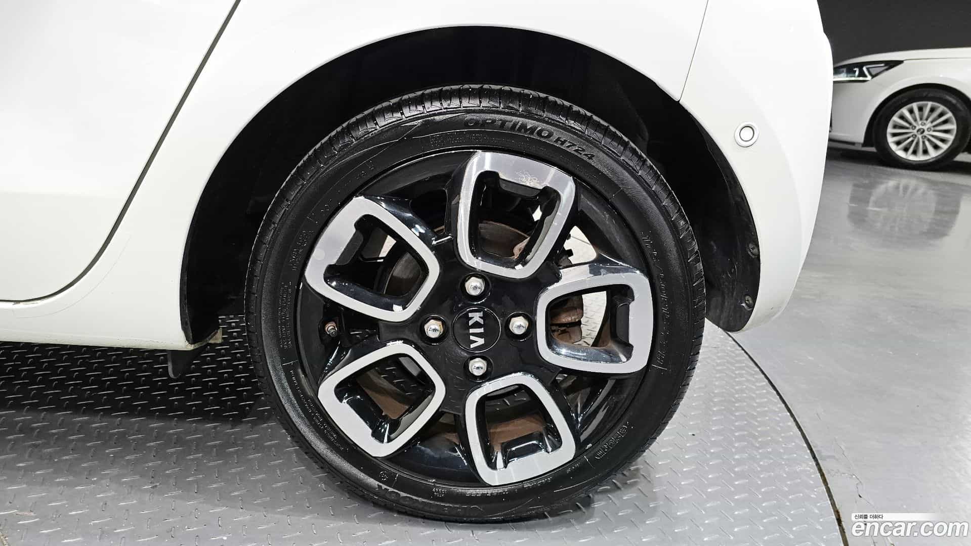 RAY Kia 2019.2-OUTER-031