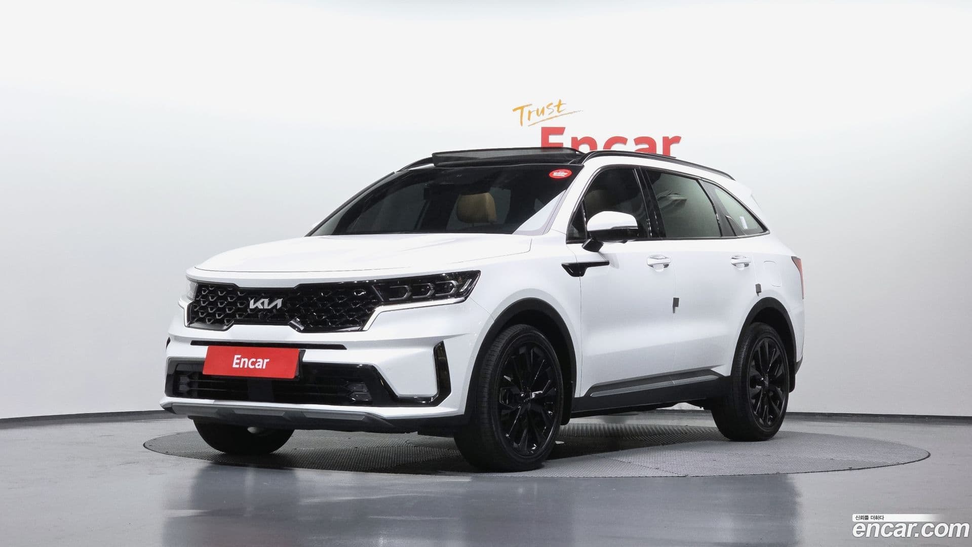 Main__Slider__Photo:Sorento Kia 2022.4-0
