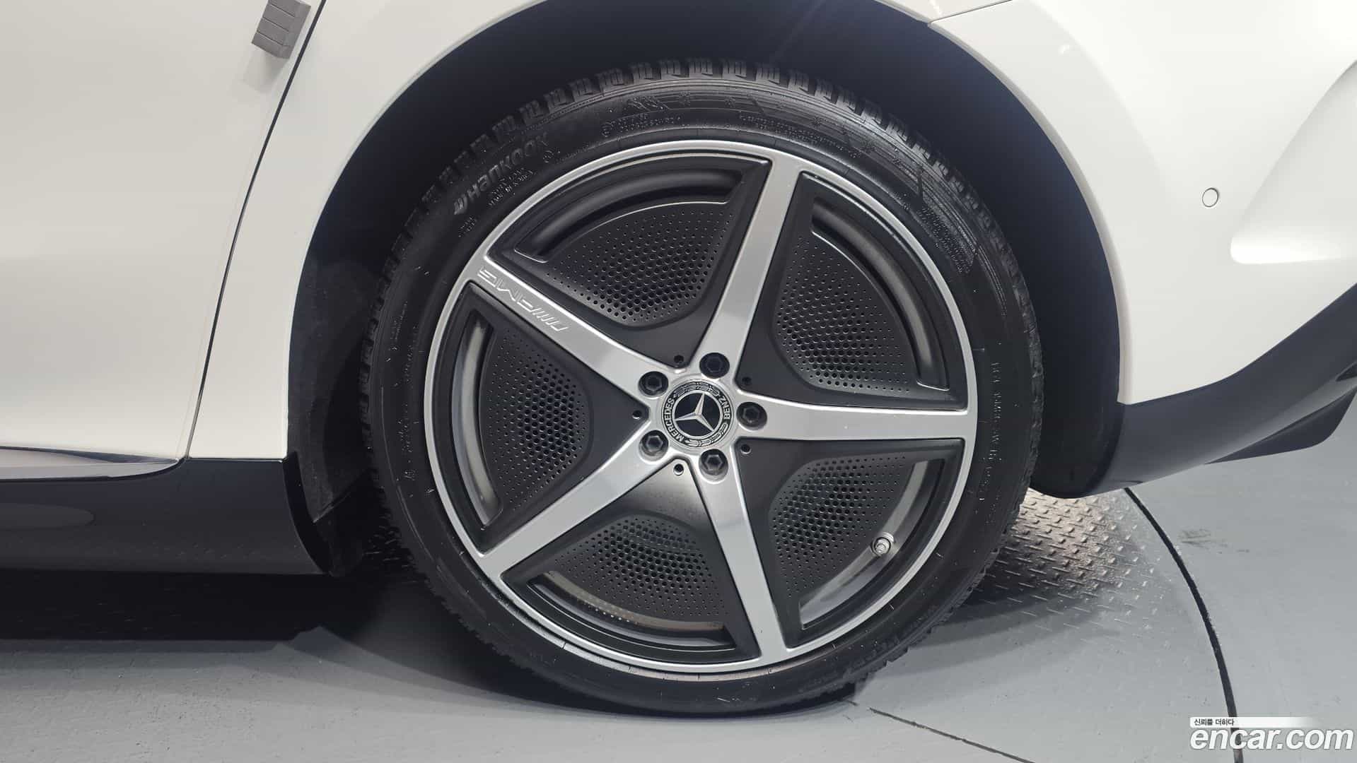 EQE Mercedes-Benz 2023.2-OUTER-031
