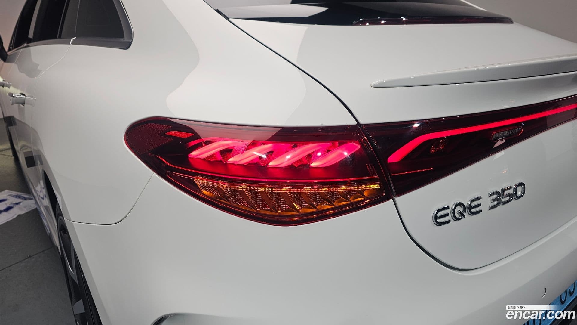 Main__Slider__Photo:EQE Mercedes-Benz 2023.2-22