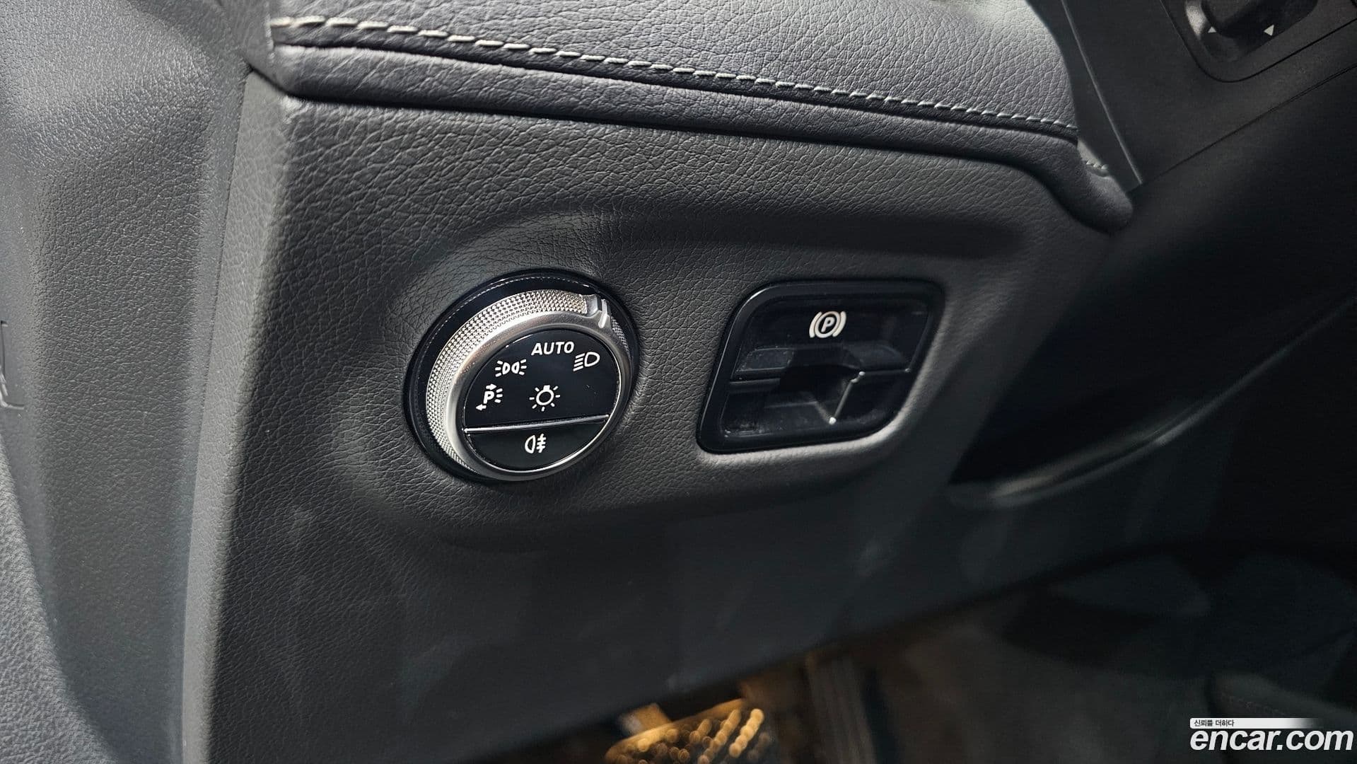 Main__Slider__Photo:EQE Mercedes-Benz 2023.2-29