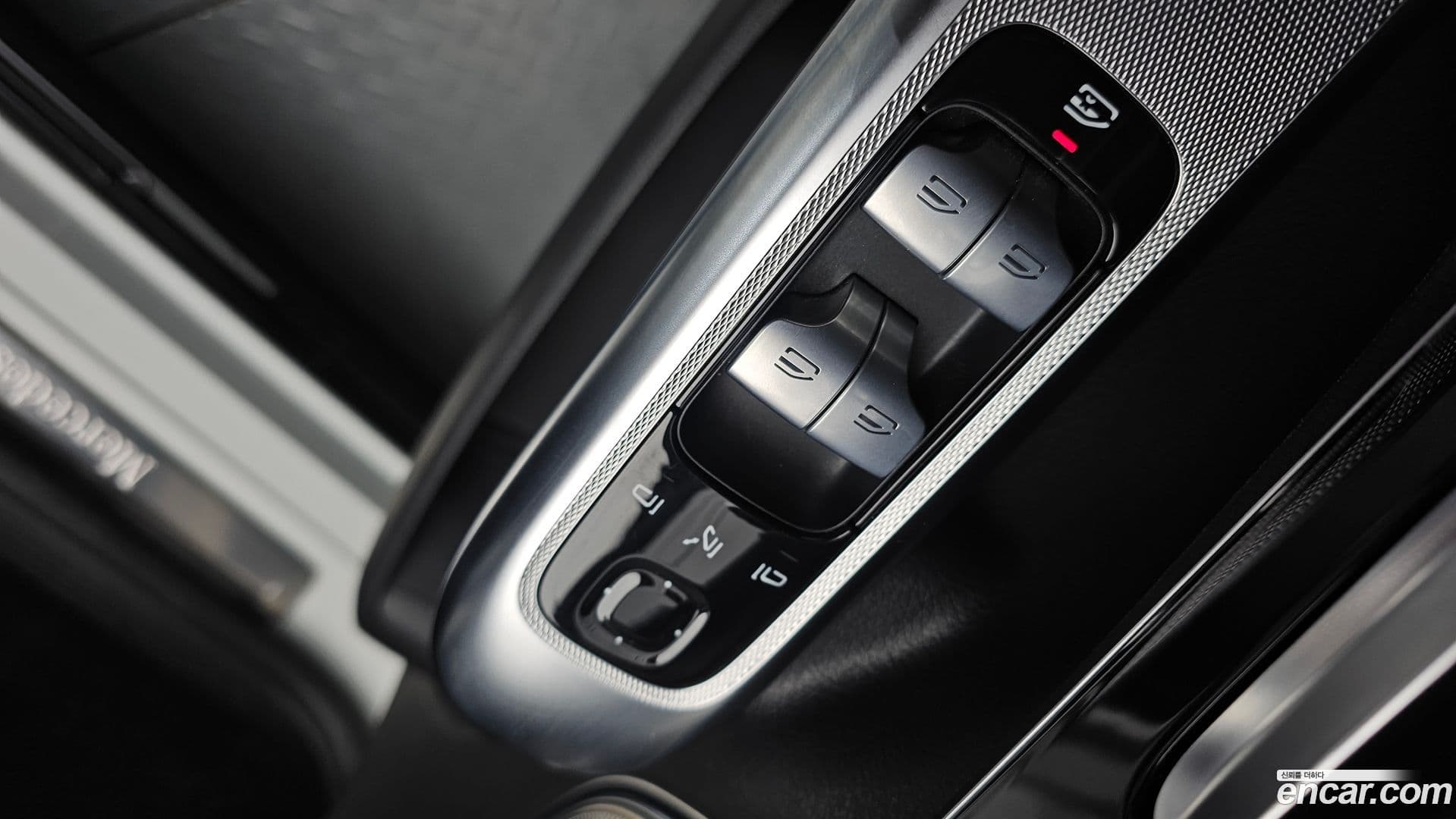 Main__Slider__Photo:EQE Mercedes-Benz 2023.2-31