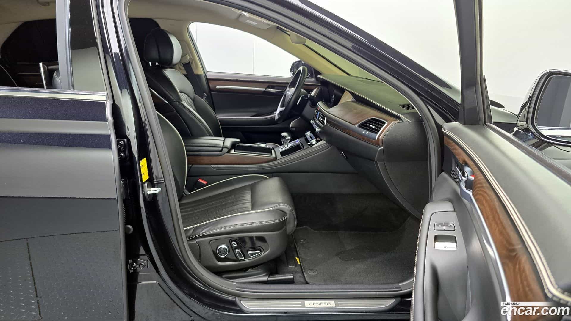 G90 Genesis 2019.11-INNER-036
