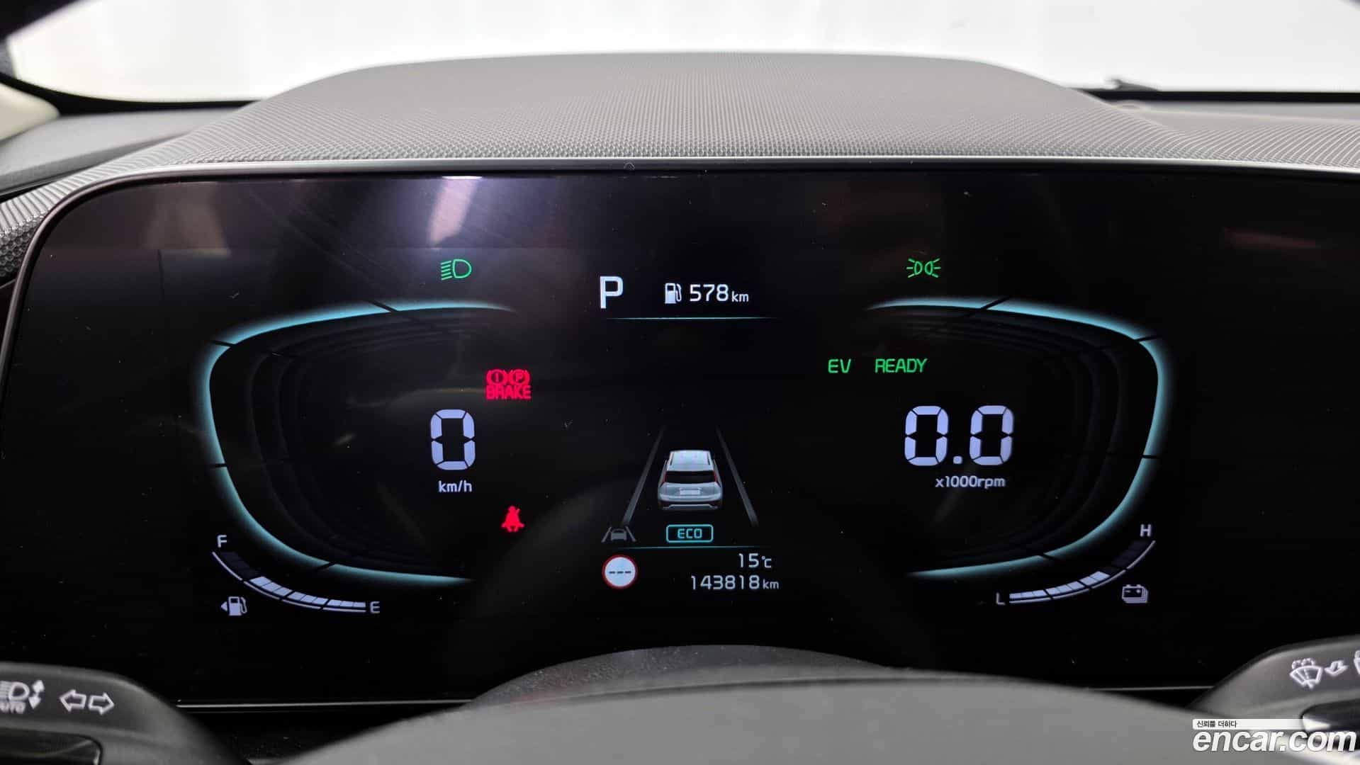 Niro Kia 2022.2-INNER-008