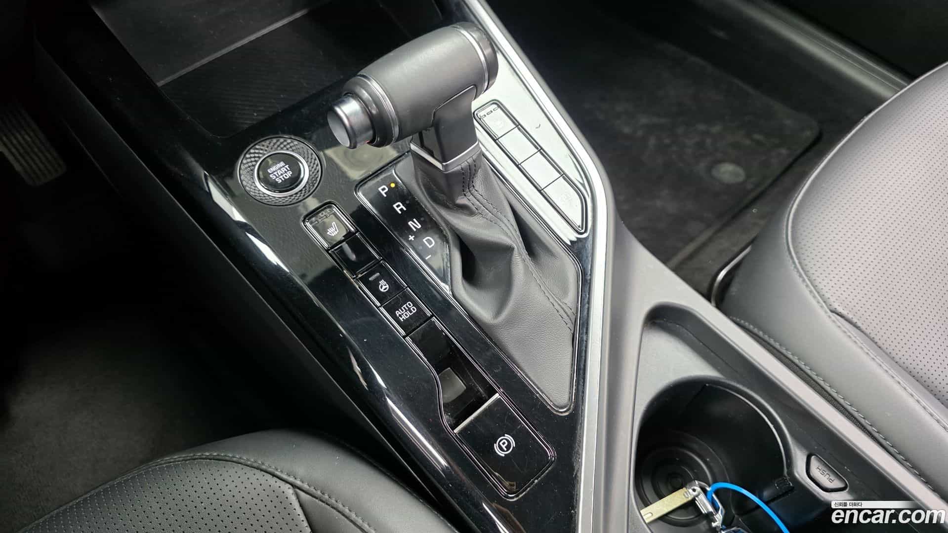 Niro Kia 2022.2-INNER-009