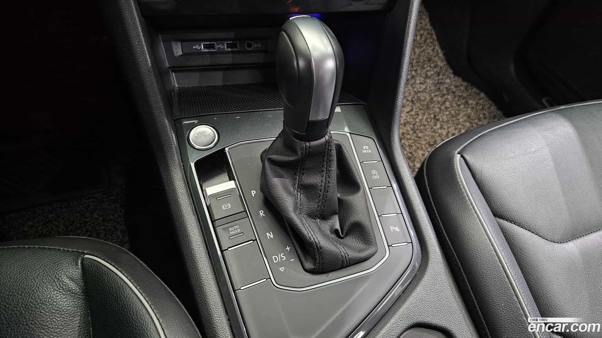 Tiguan Volkswagen 2020.2-INNER-009