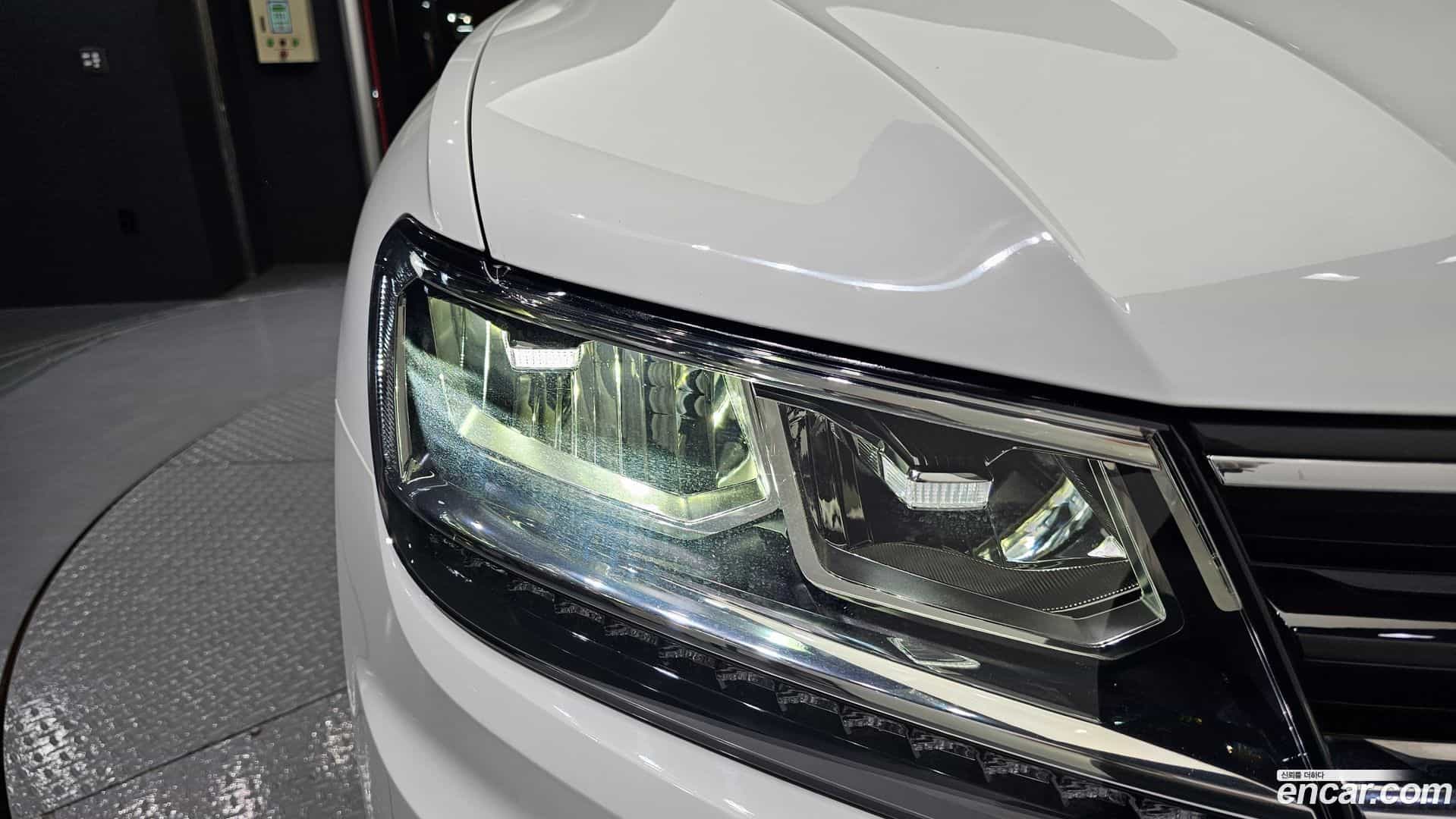 Tiguan Volkswagen 2020.2-OUTER-032