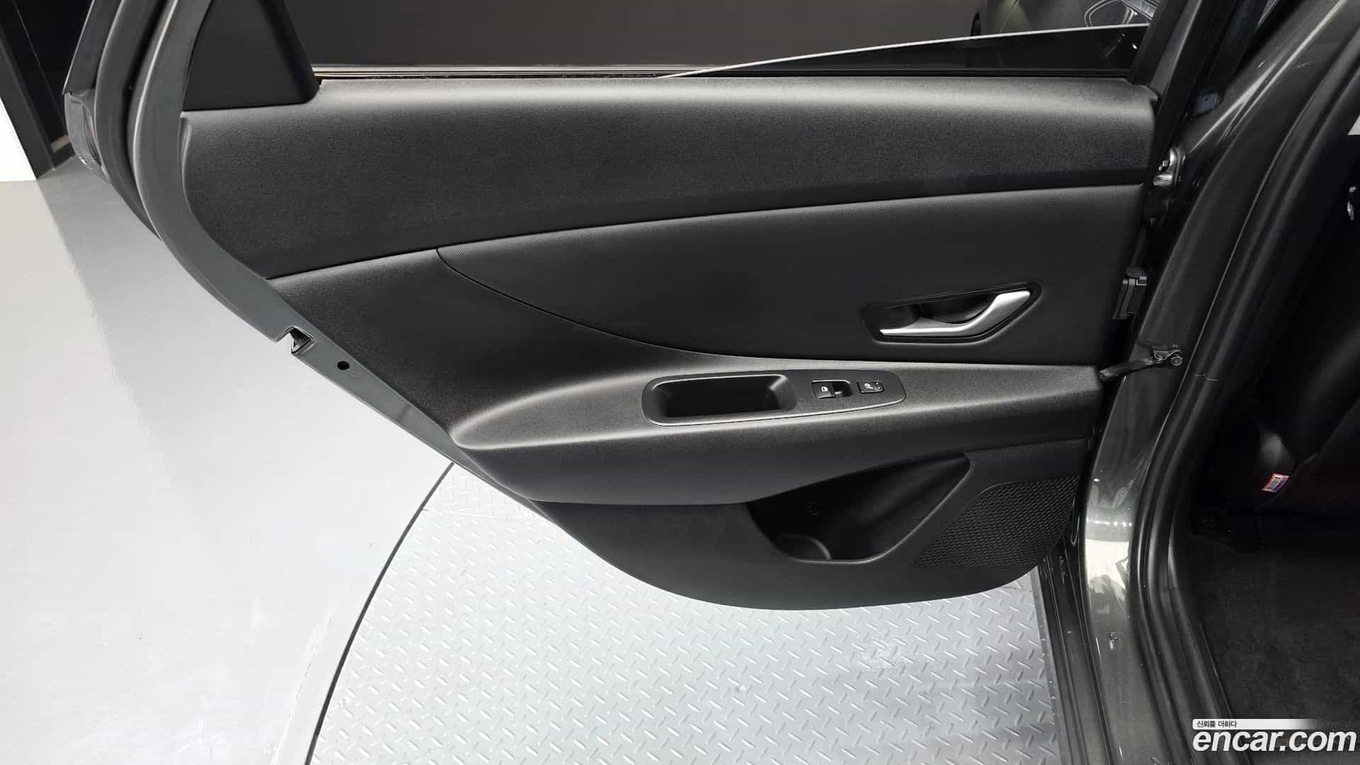 AVANTE Hyundai 2021.8-INNER-035