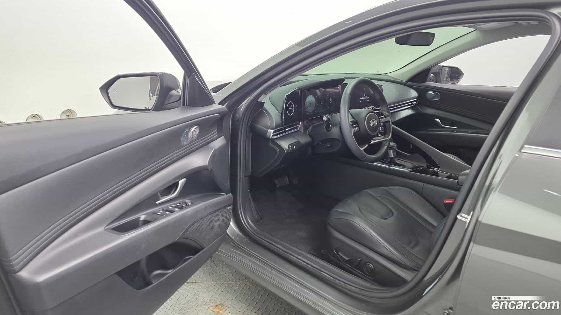 AVANTE Hyundai 2024.0-INNER-010