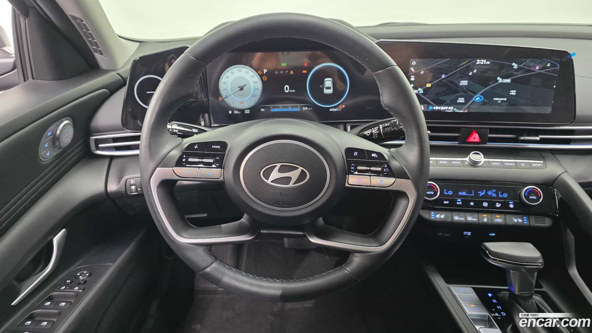 AVANTE Hyundai 2024.0-OPTION-018