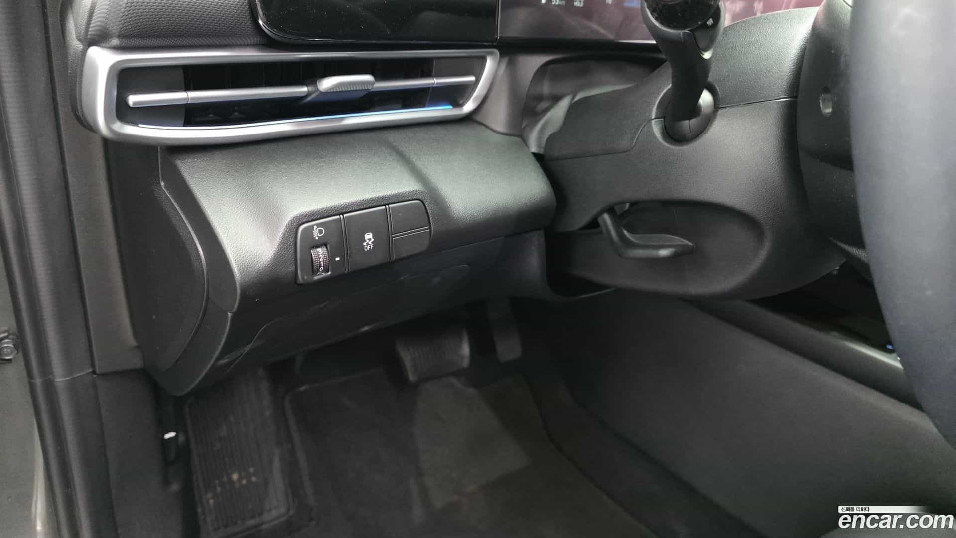 AVANTE Hyundai 2024.0-OPTION-023