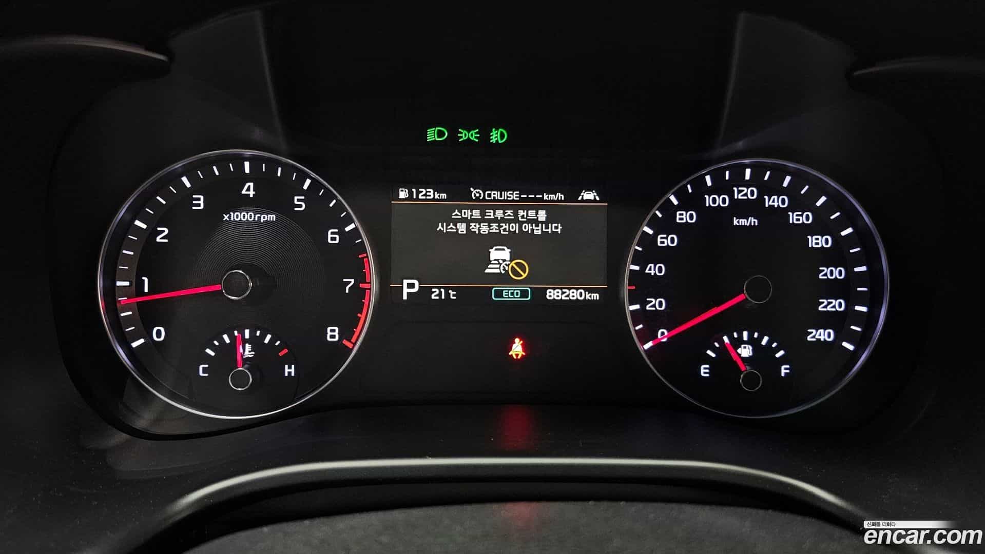 K3 Kia 2019.2-INNER-008