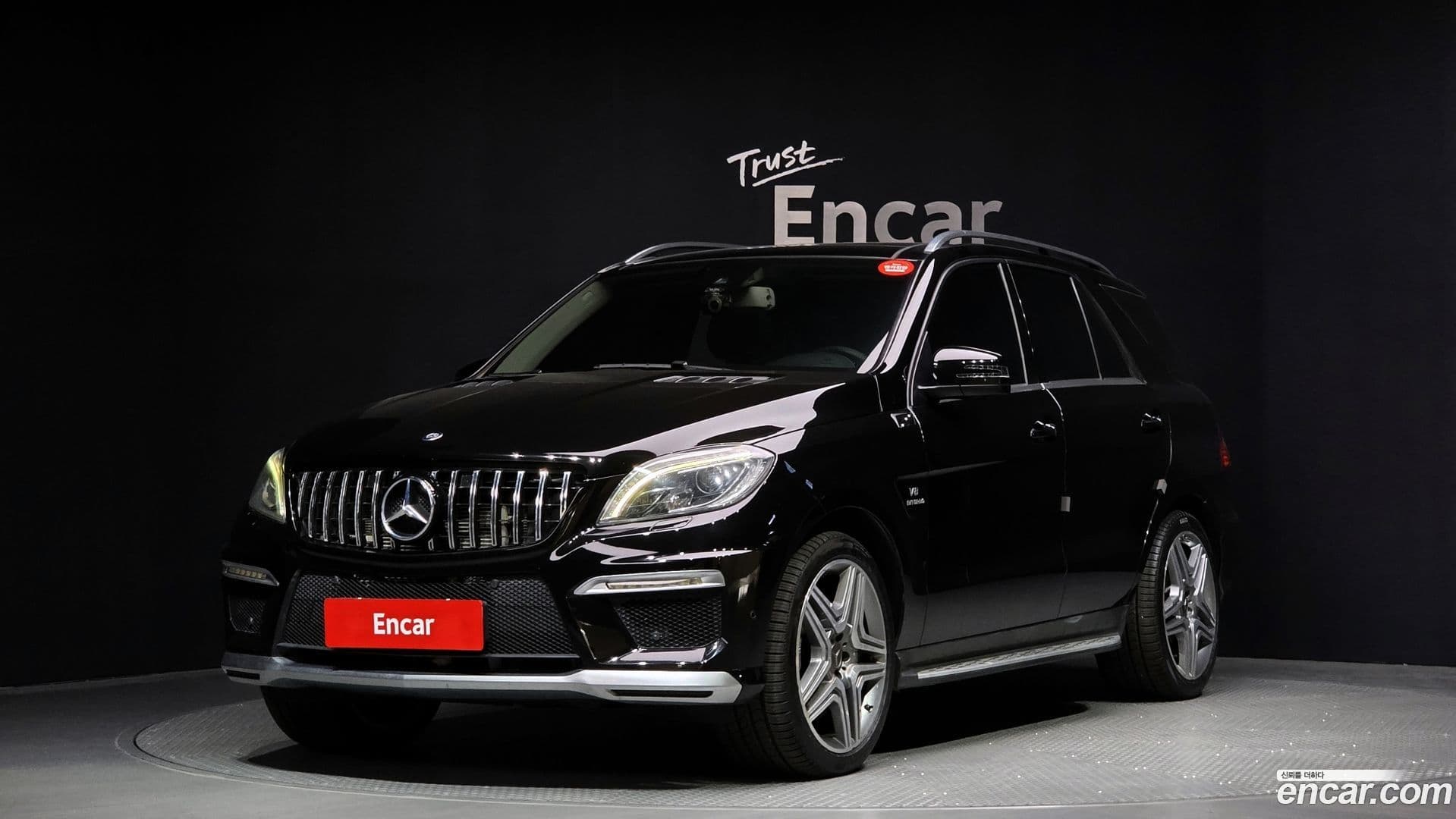 Main__Slider__Photo:M-class Mercedes-Benz 2015.0-0