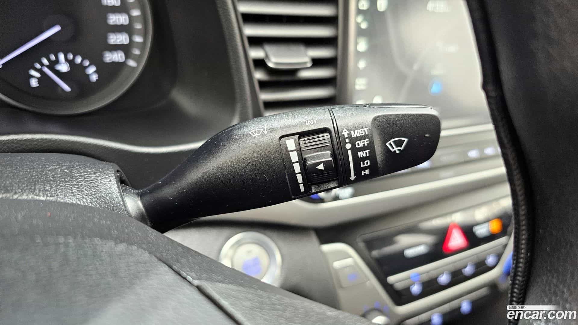 AVANTE Hyundai 2018.7-OPTION-022